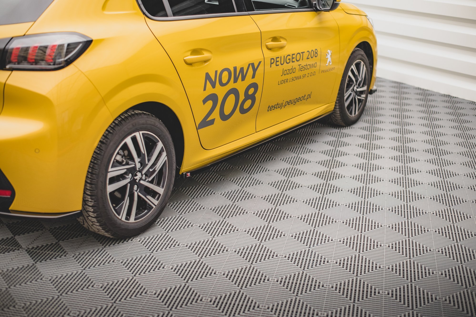 Side Skirts Diffusers Peugeot 208 MK2 (2019-) - 3