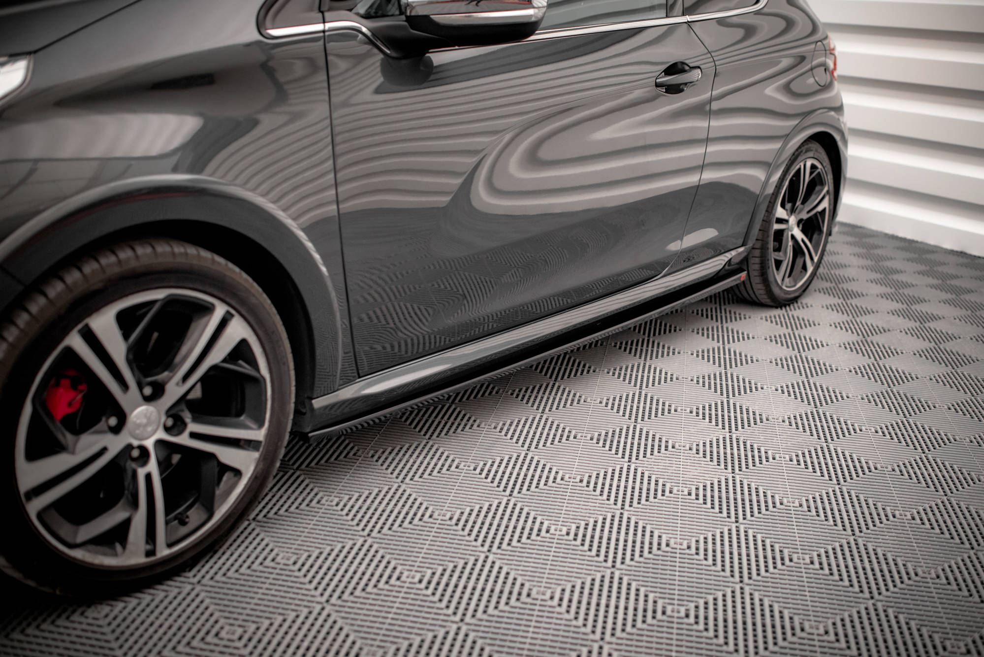 Side Skirts Diffusers Peugeot 208 GTI MK1 - 4