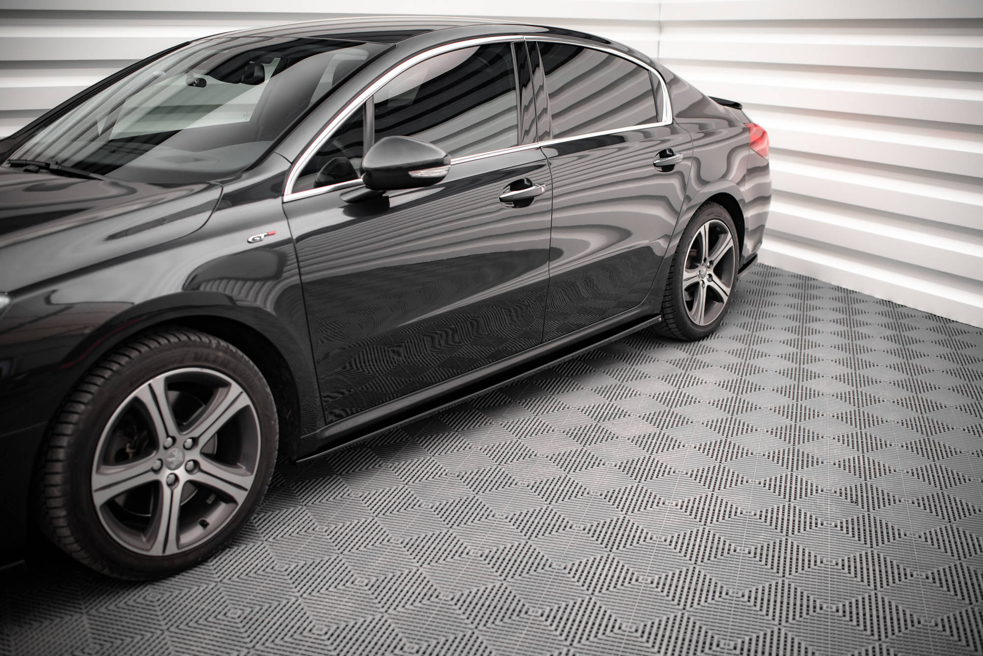 Side Skirts Diffusers Peugeot 508 GT MK1 Facelift (2014-2018) - 3