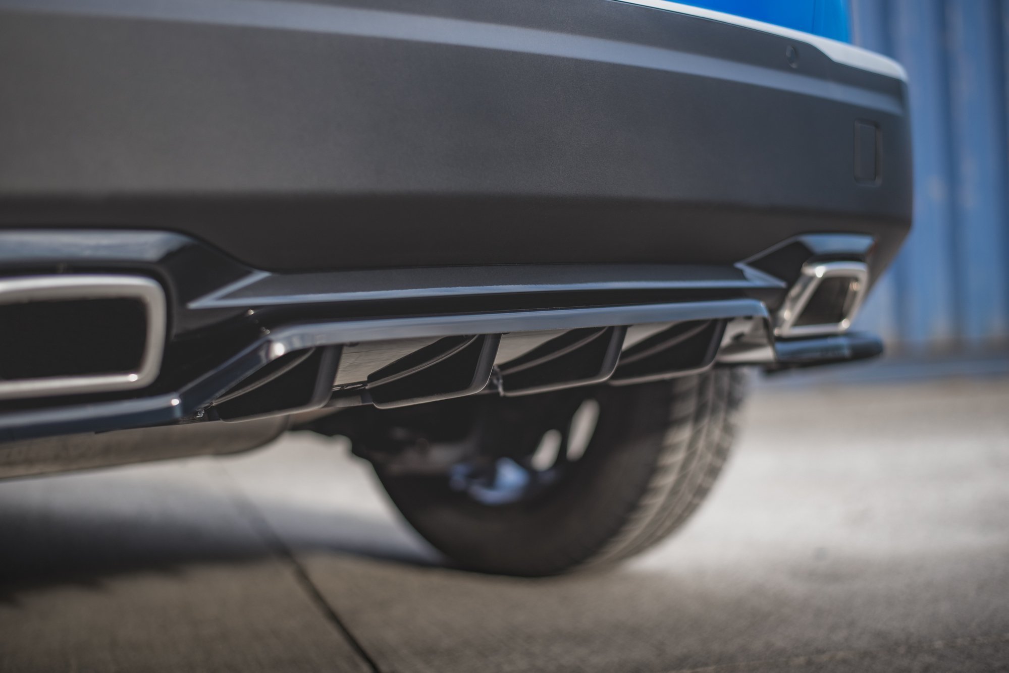 Central Rear Splitter (Vertical Bars) Peugeot 2008 Mk2 - 6
