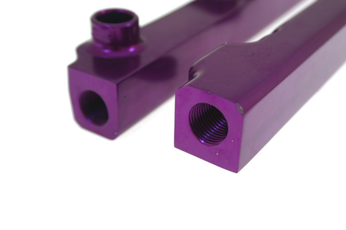 NISSAN 350Z 02-06 3.5 V6 FUEL RAIL PURPLE - 2