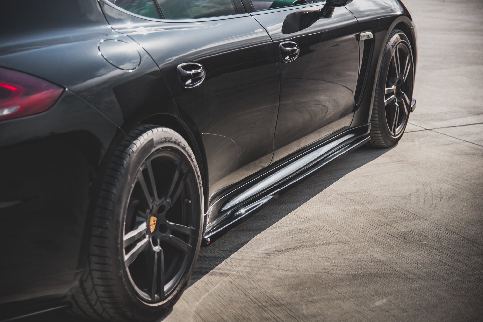 Side Skirts Diffusers V1 Porsche Panamera Turbo 970 Facelift (2013-2016) - 3