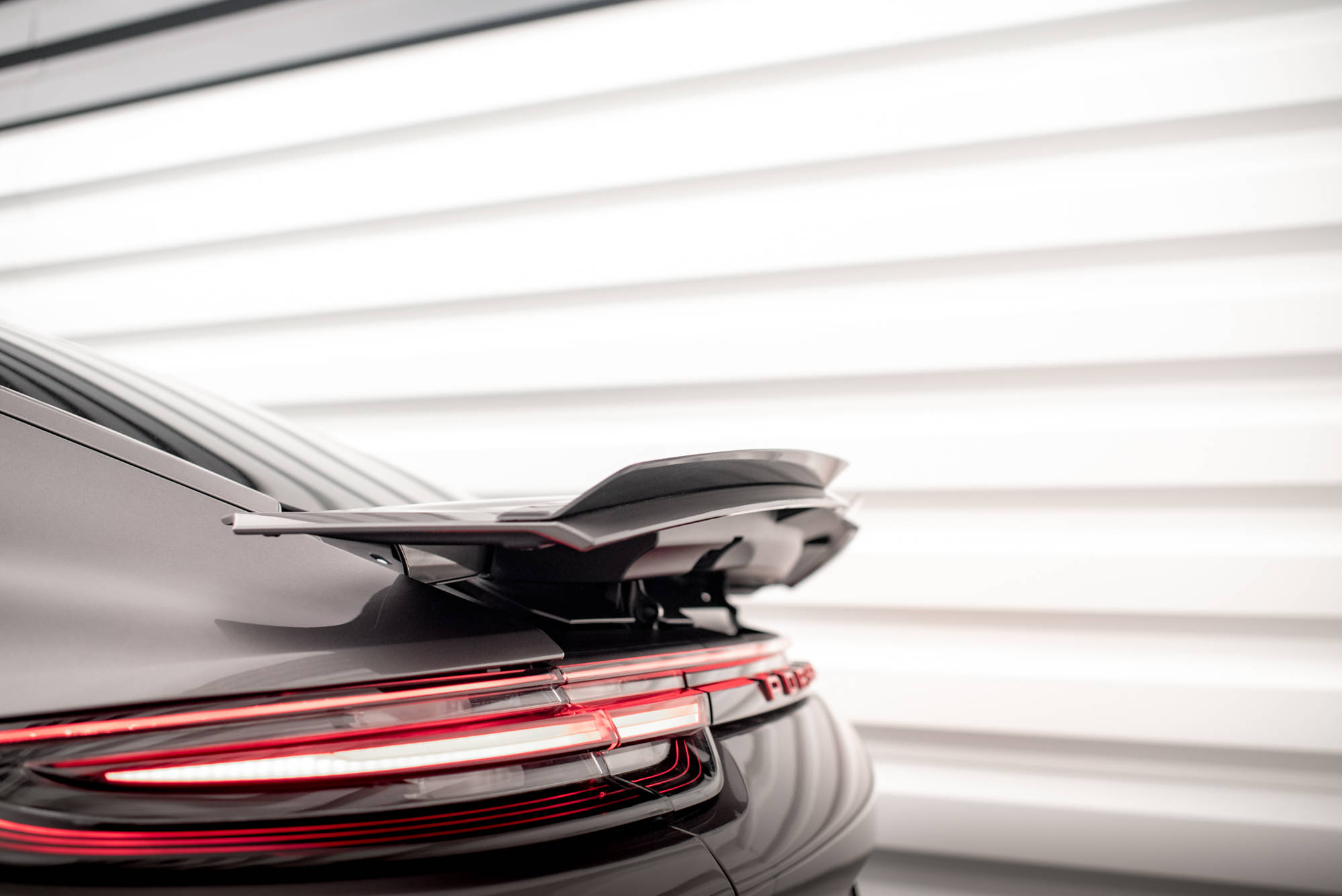 Spoiler CAP Porsche Panamera GTS / Panamera E-Hybrid / Panamera Turbo S E-Hybrid 971 - 5