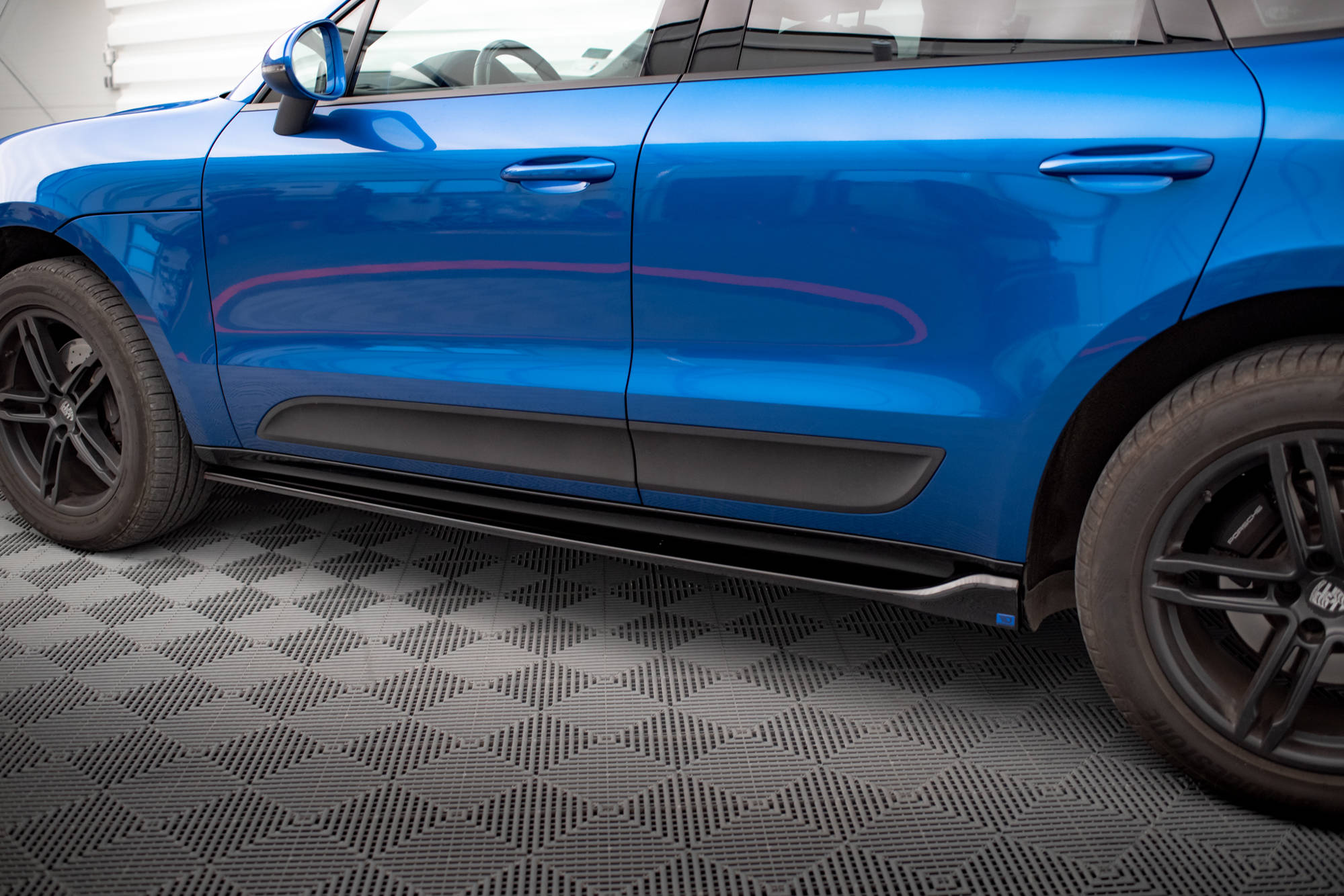Side Skirts Diffusers Porsche Macan Mk1 - 3