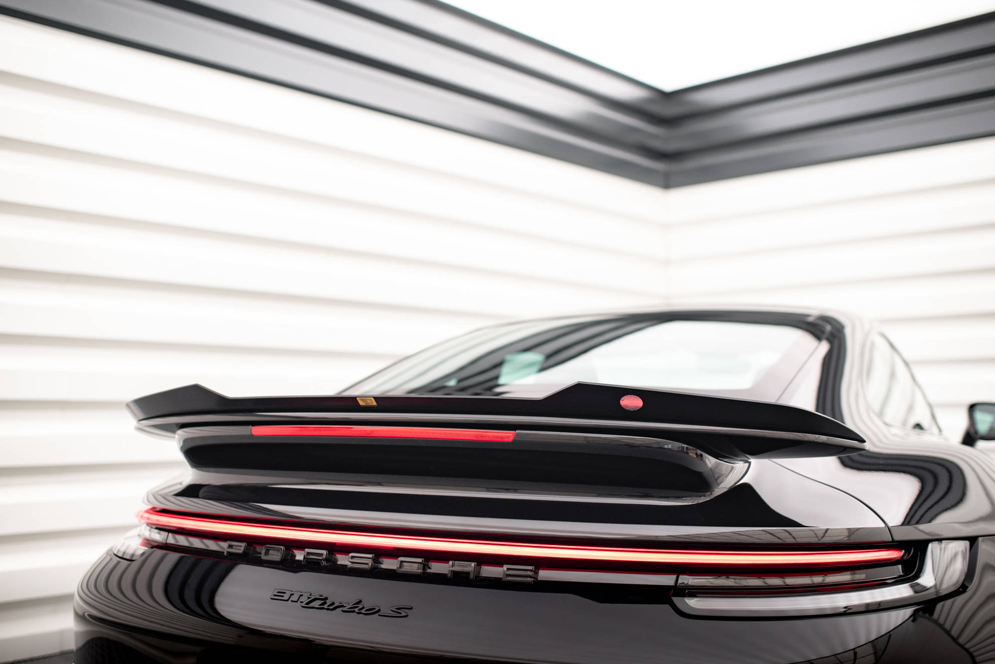 Spoiler CAP Porsche 911 Turbo S 992 - 3