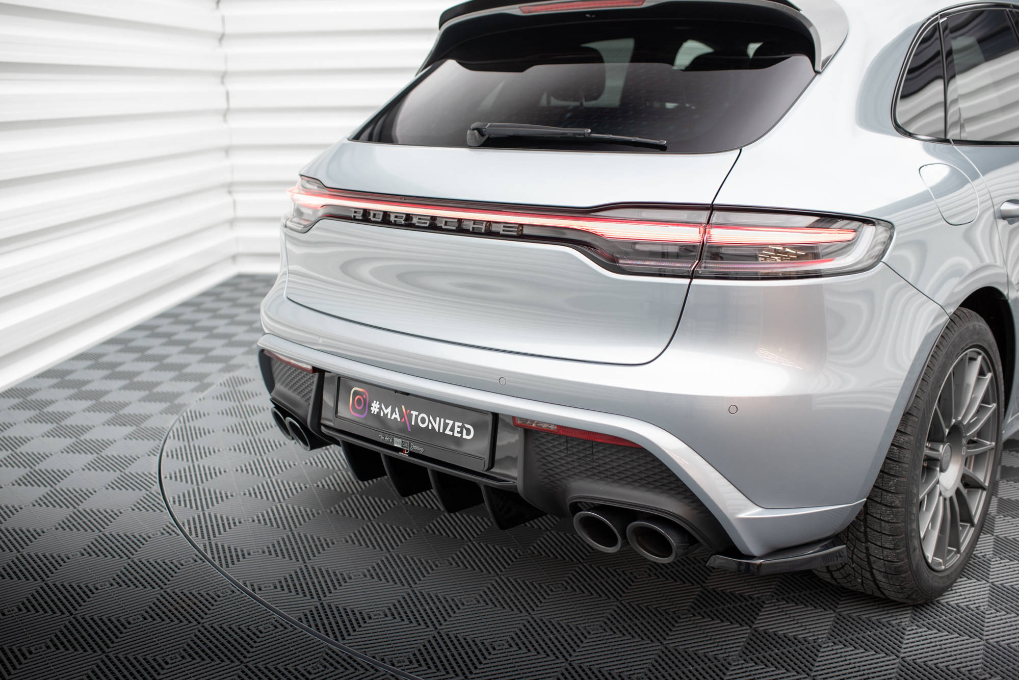 Rear Valance Porsche Macan Mk1 Facelift 2 - 5