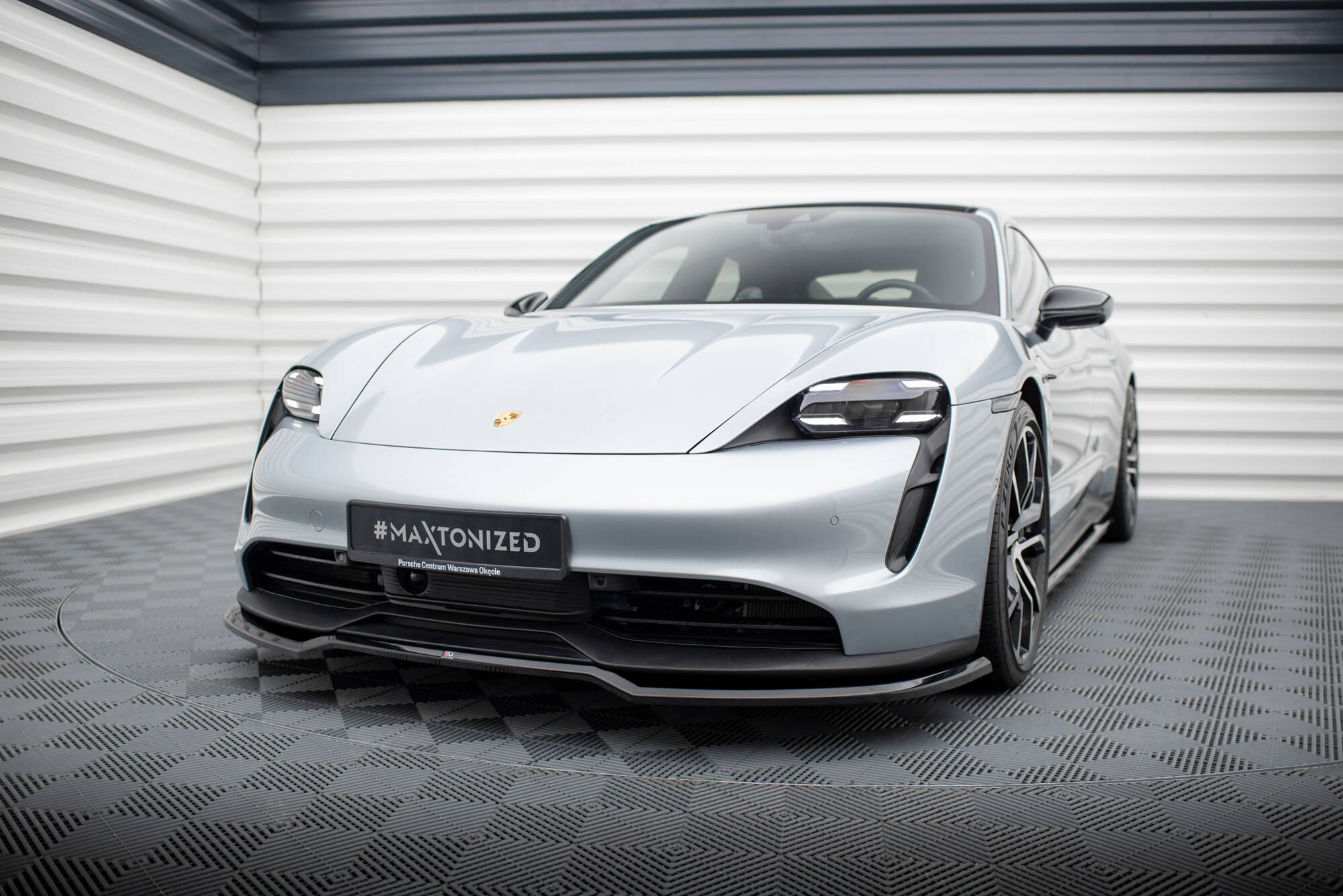 Front Splitter Porsche Taycan / Taycan 4 / Taycan 4S / Taycan GTS Mk1 - 3
