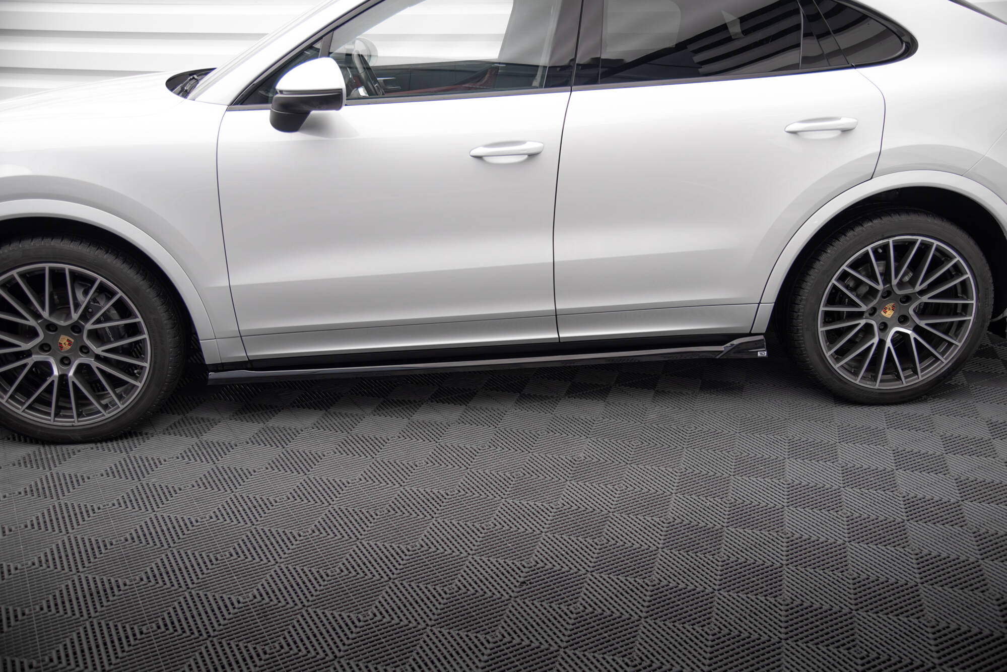 Side Skirts Diffusers Porsche Cayenne Coupe Mk3 - 3