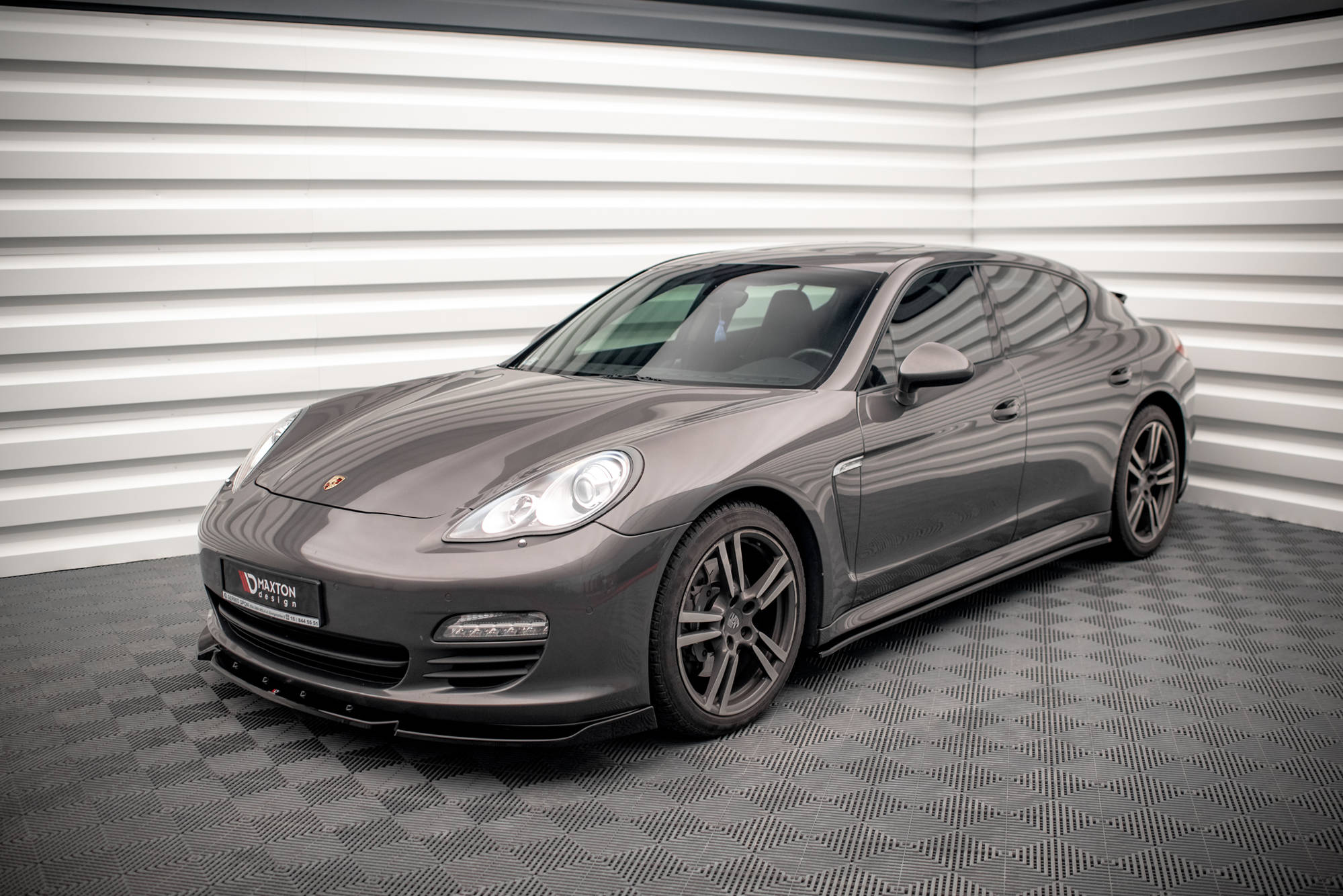 Side Skirts Diffusers V.2 Porsche Panamera / Panamera Diesel / Panamera Turbo 970 - 4
