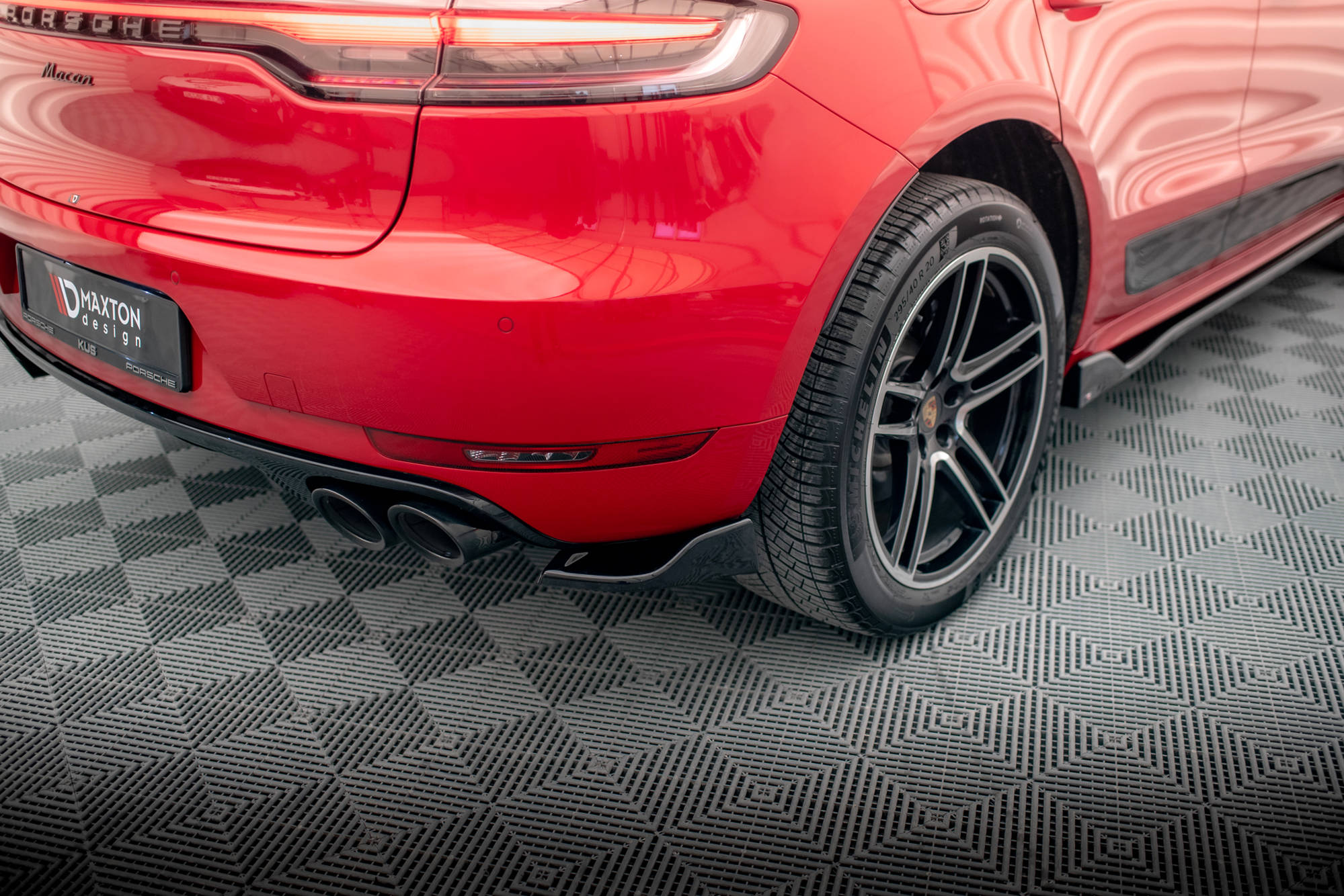 Rear Side Splitters Porsche Macan GTS / Sport Design Mk1 Facelift - 3