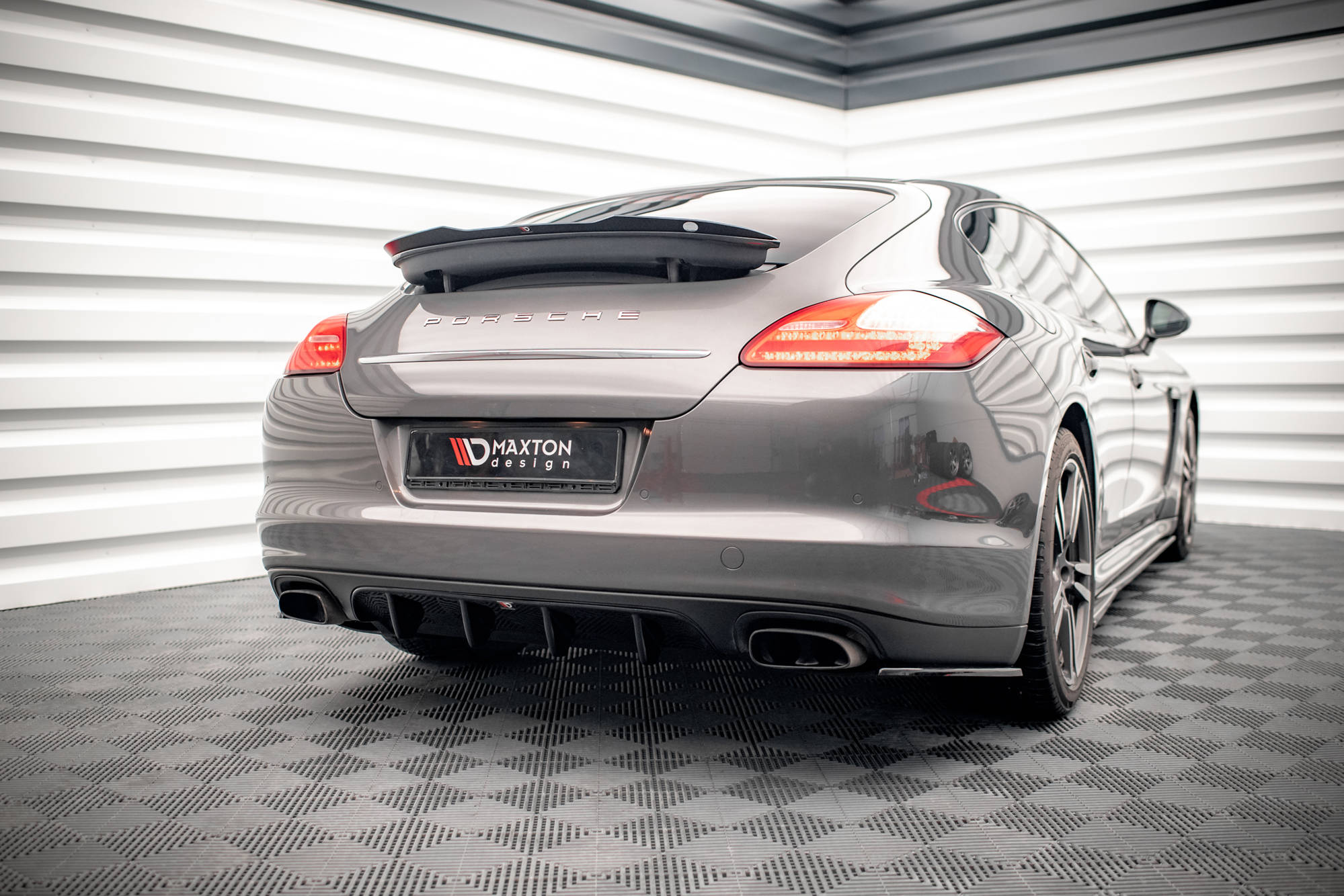 Rear Valance Porsche Panamera / Panamera Diesel 970 - 2