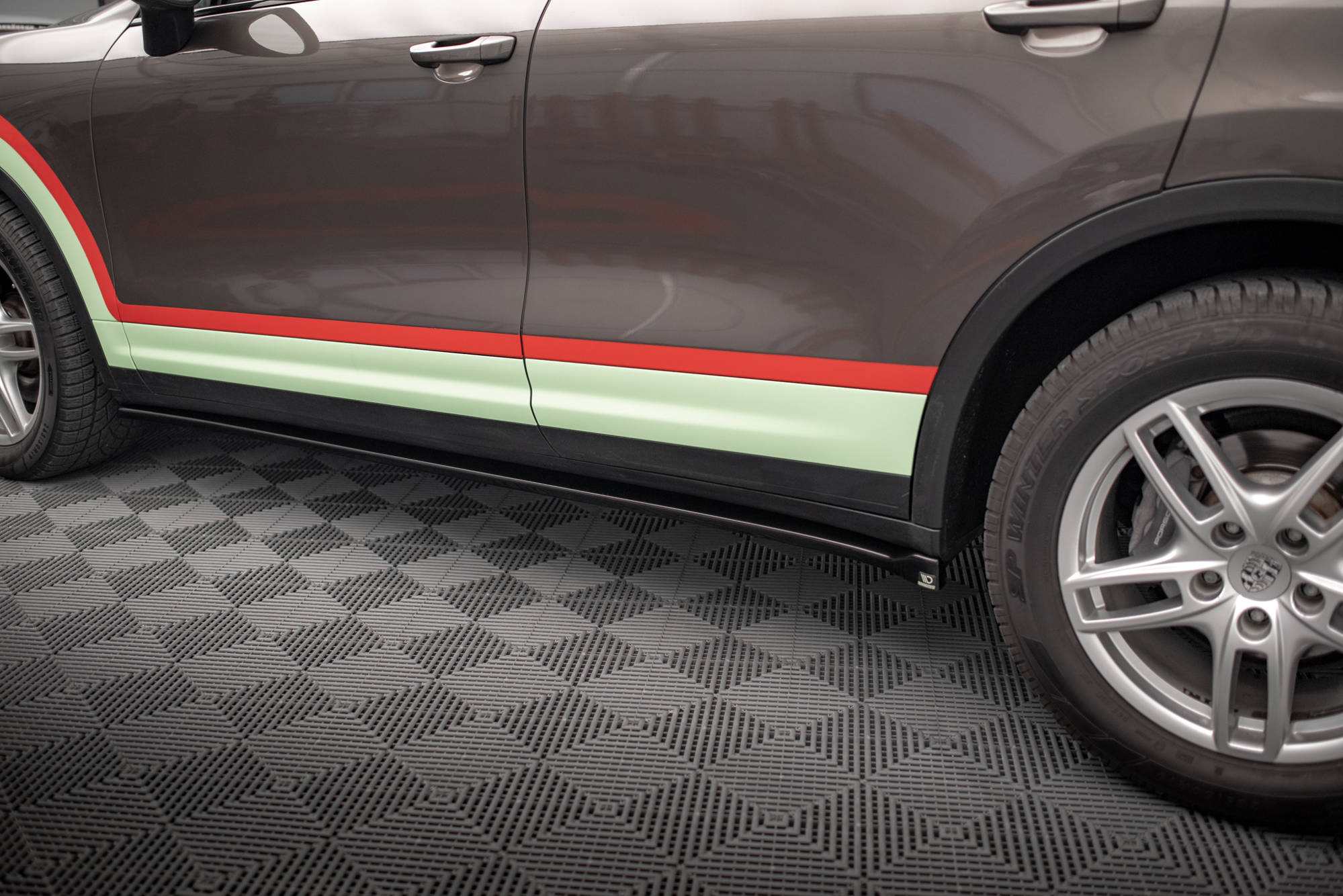 Side Skirts Diffusers Porsche Cayenne Mk2 - 4