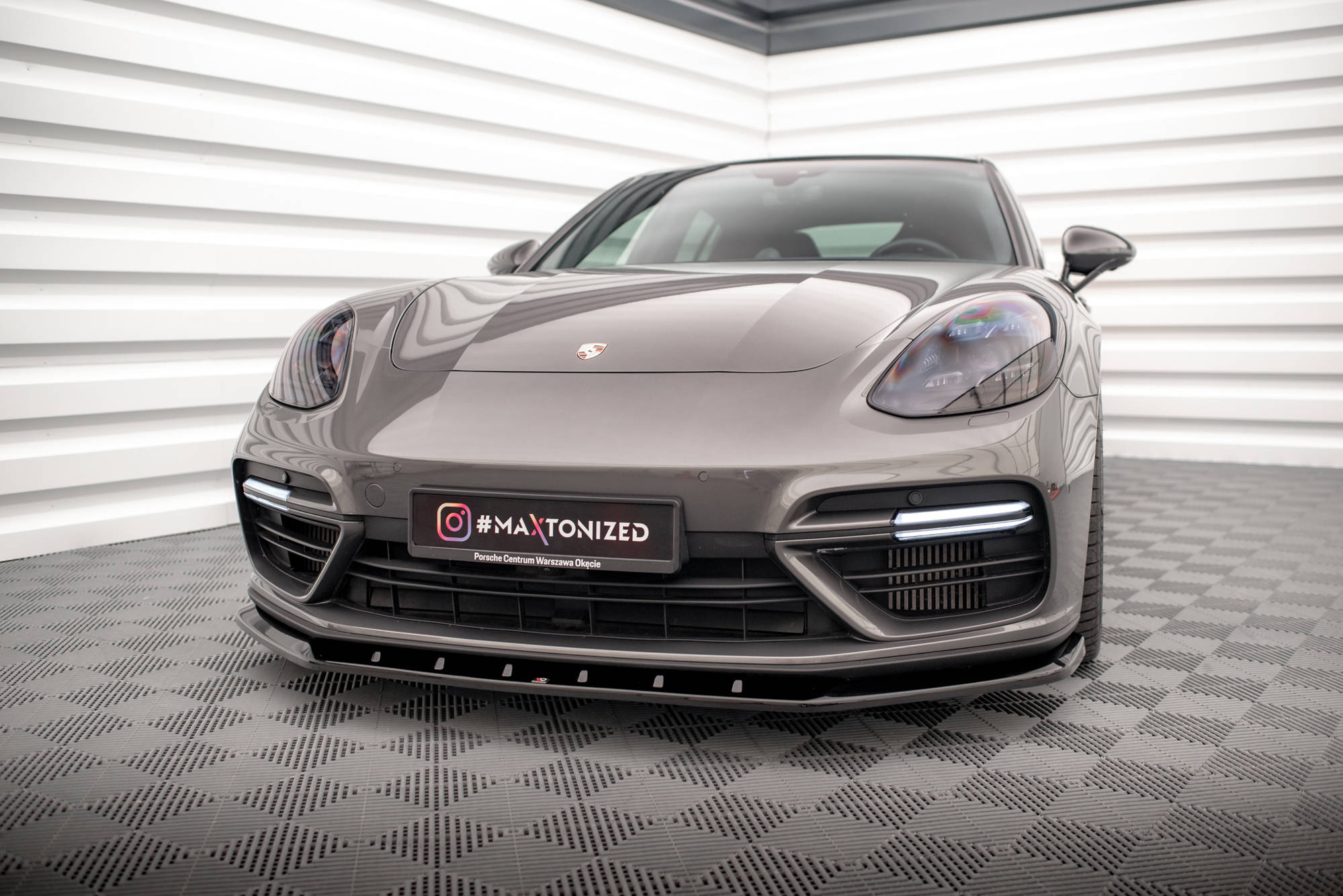 Front Splitter V.1 Porsche Panamera Turbo S E-Hybrid - 4
