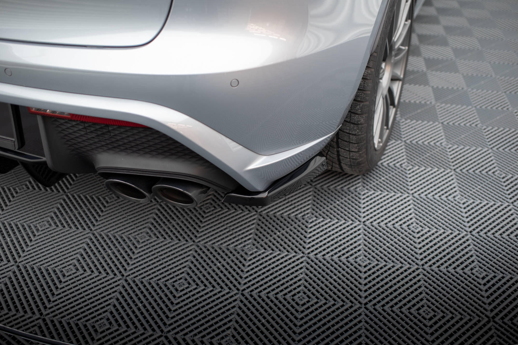 Rear Side Splitters Porsche Macan Mk1 Facelift 2 - 2