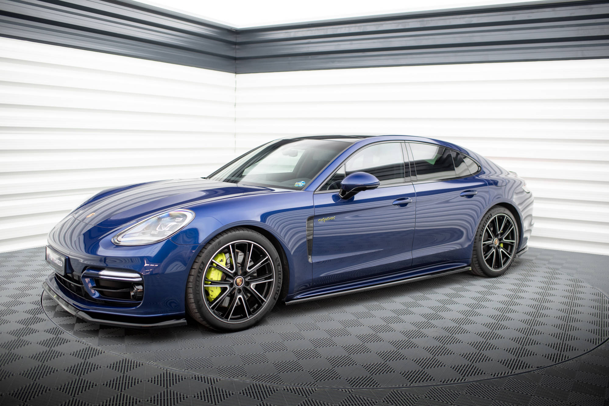 Side Skirts Diffusers Porsche Panamera E-Hybrid 971 Facelift - 4
