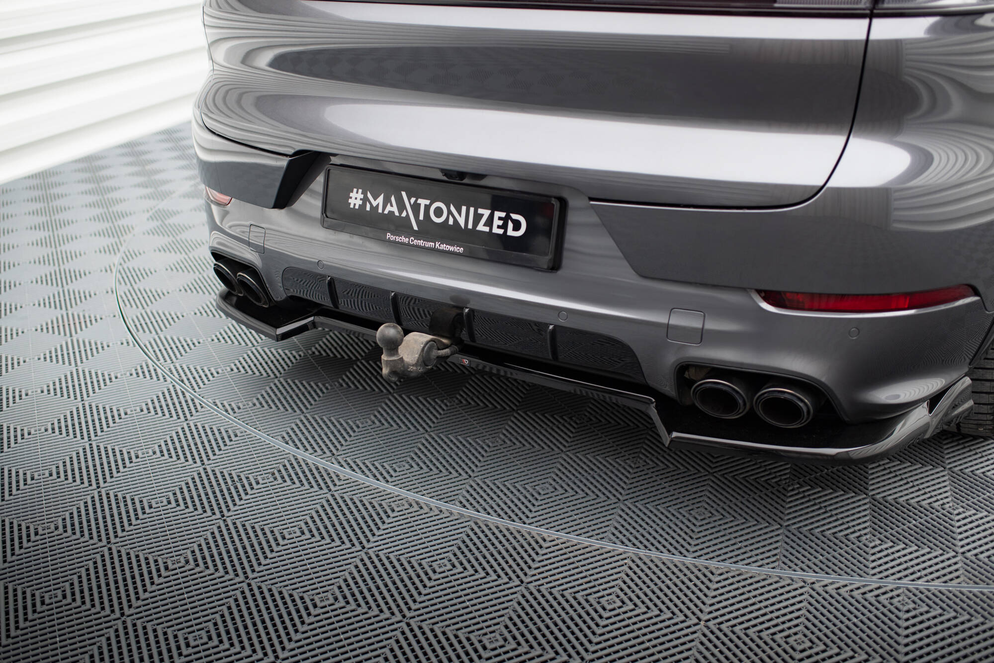 Rear Splitter Porsche Cayenne SUV / Coupe Mk3 Facelift - 9