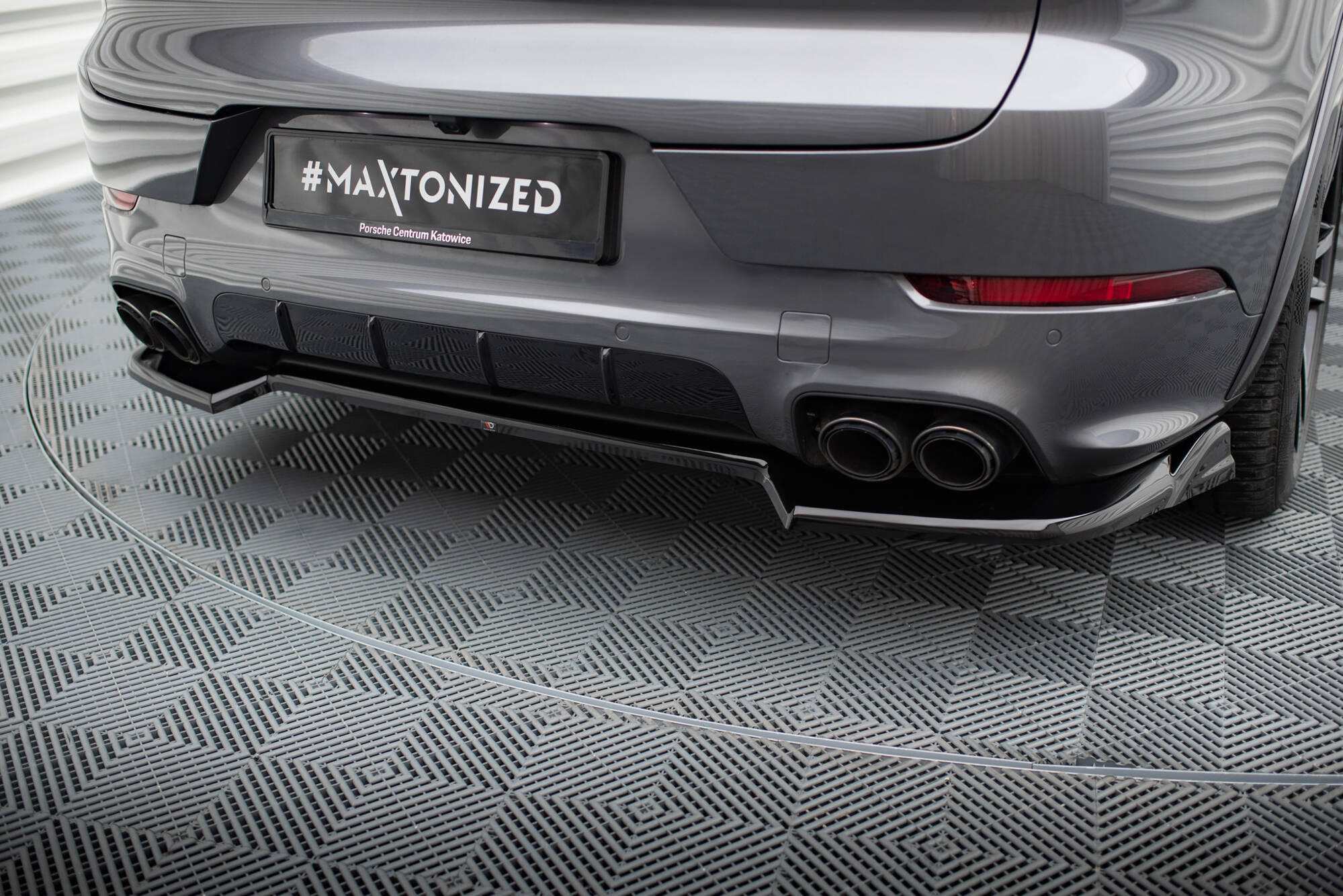 Rear Splitter Porsche Cayenne SUV / Coupe Mk3 Facelift - 5