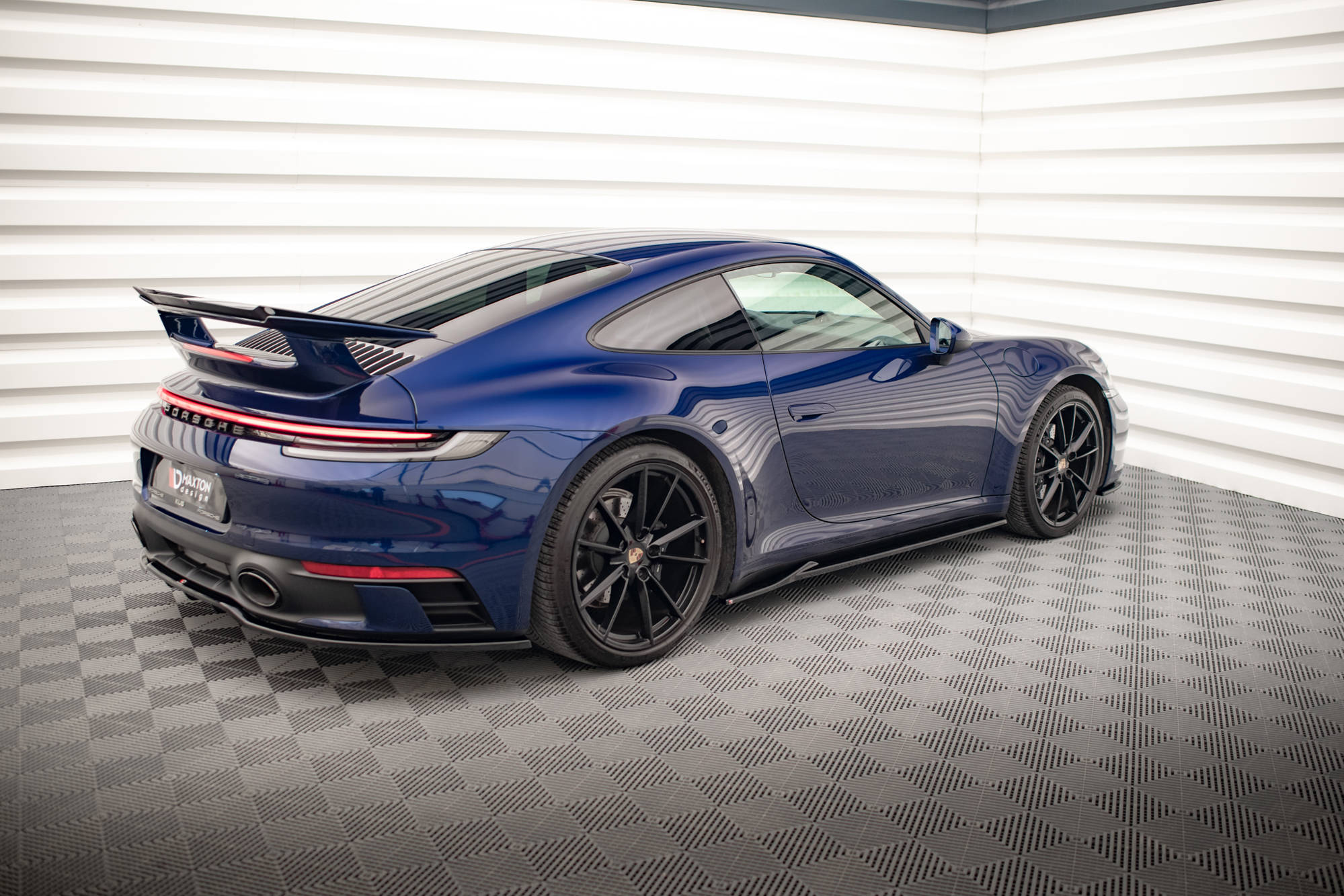 Side Skirts Diffusers V.1 Porsche 911 Carrera Aero / Carrera GTS 992 - 4
