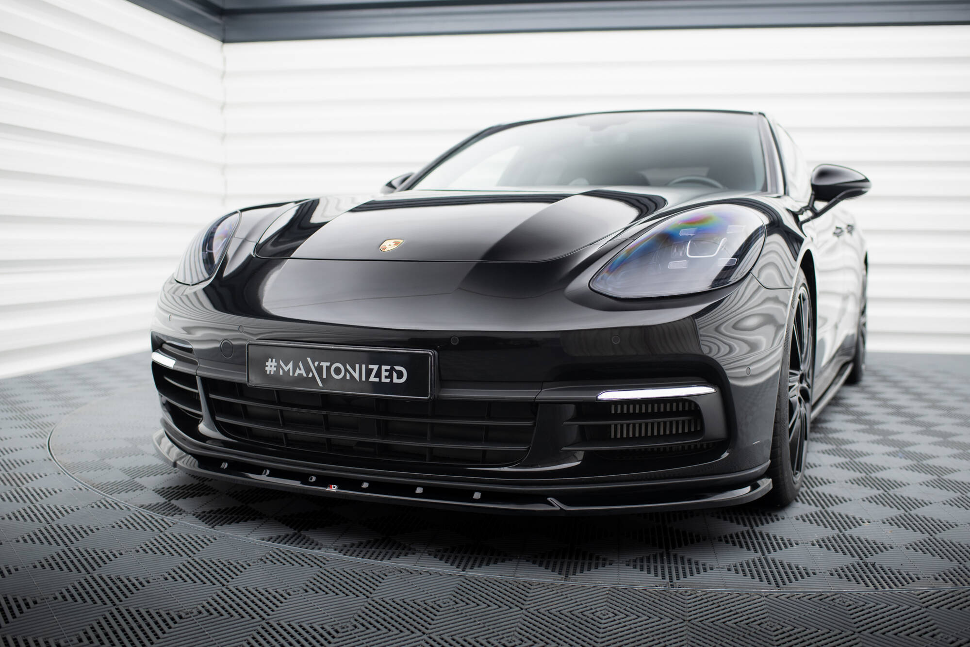 Front Splitter V.1 Porsche Panamera E-Hybrid / Panamera 4S 971 - 4