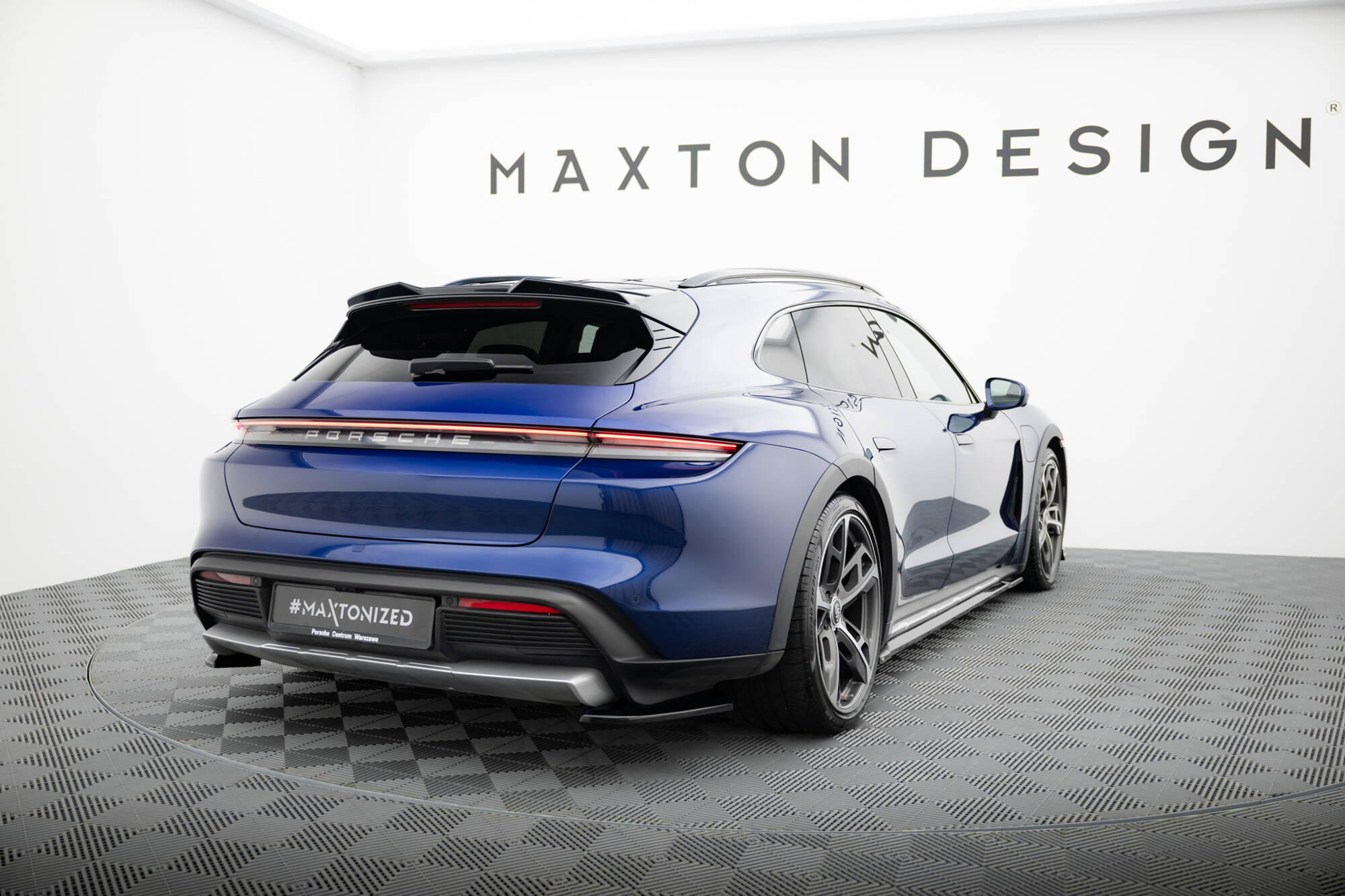 Rear Side Splitters Porsche Taycan Cross Turismo 4S - 2