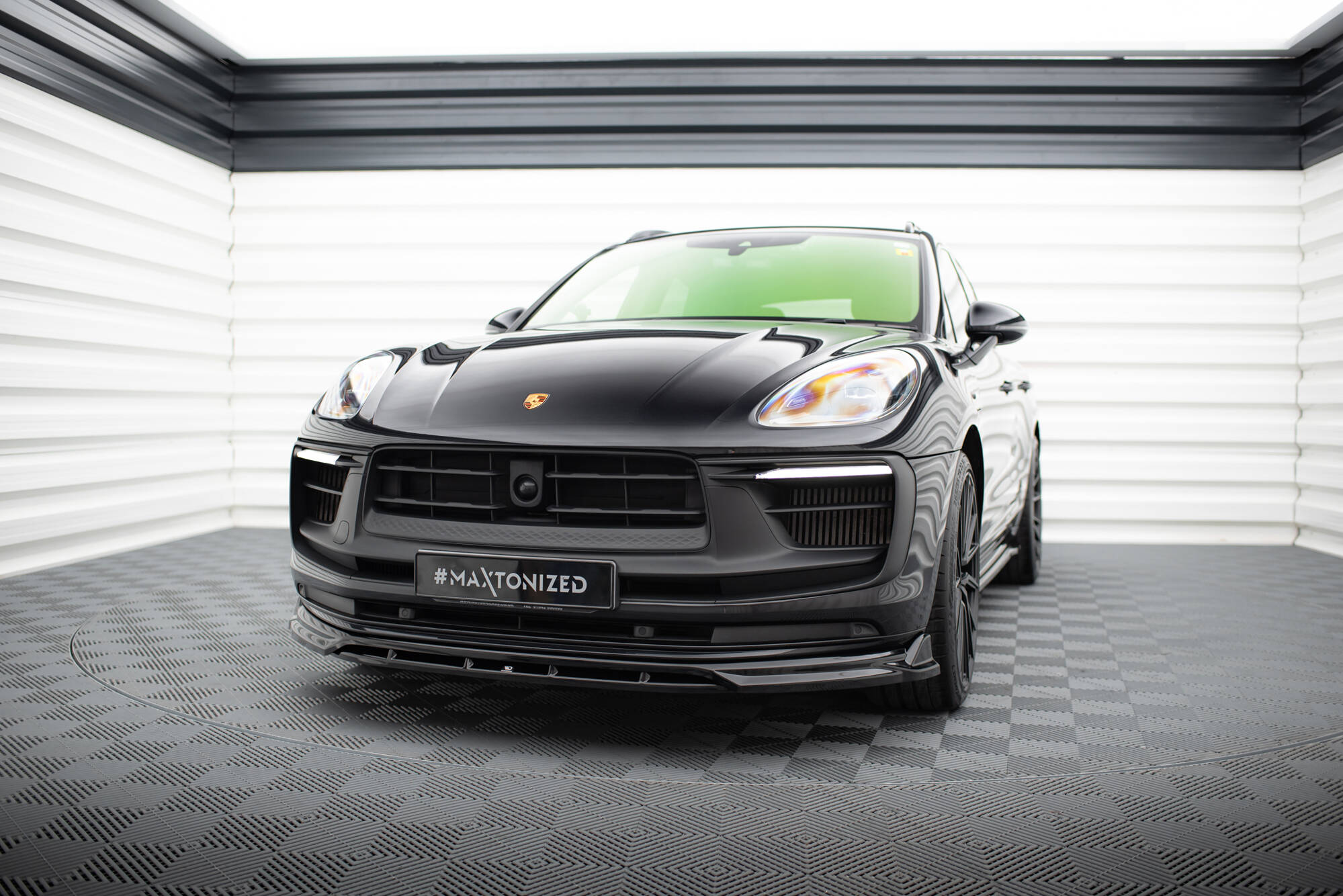 Front Splitter Porsche Macan GTS Mk1 Facelift 2 - 3