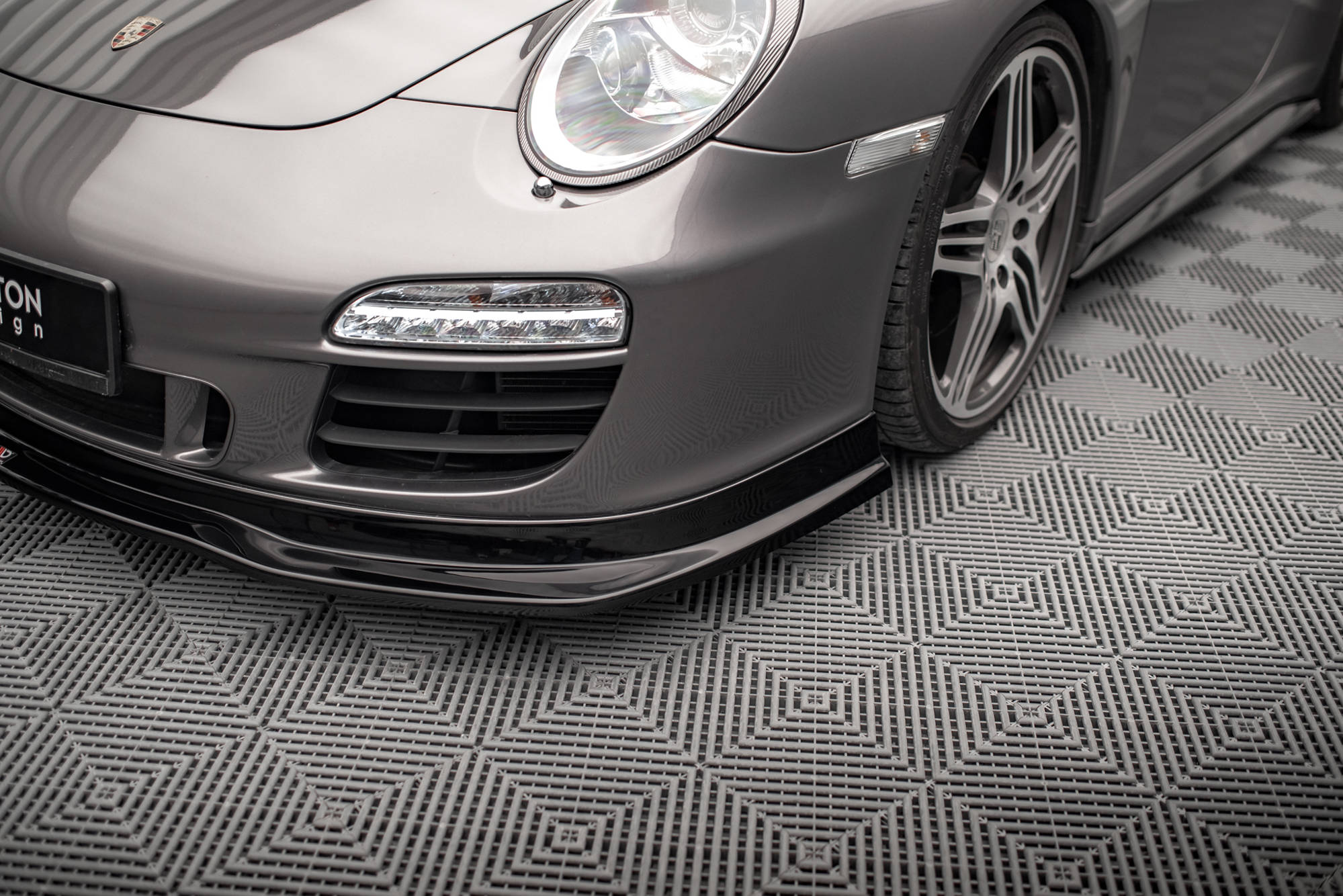 Front Splitter V.1 Porsche 911 Carrera GTS 997 Facelift - 5