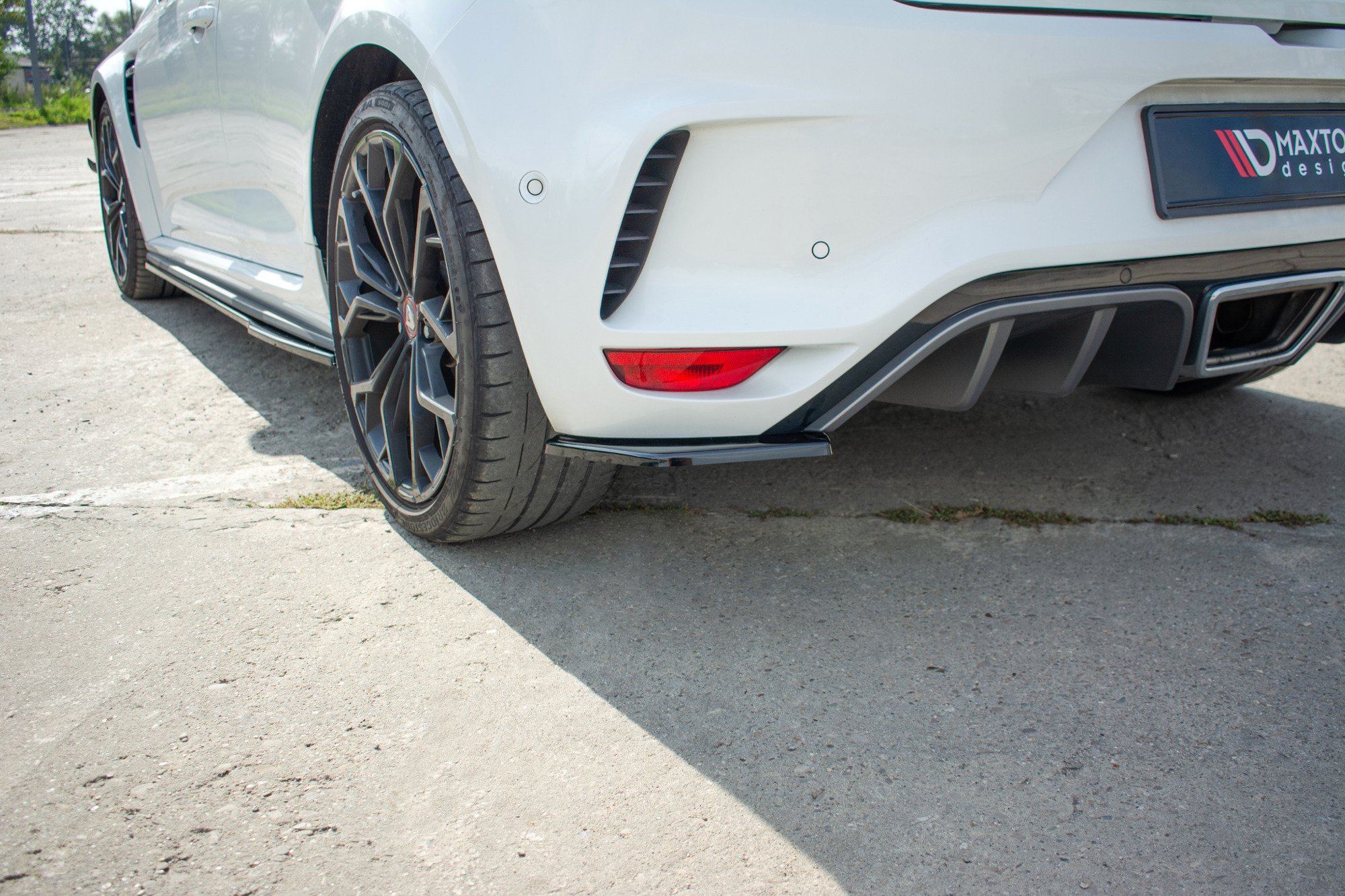 Rear Side Splitters Renault Megane MK4 RS (2018-2020) - 2