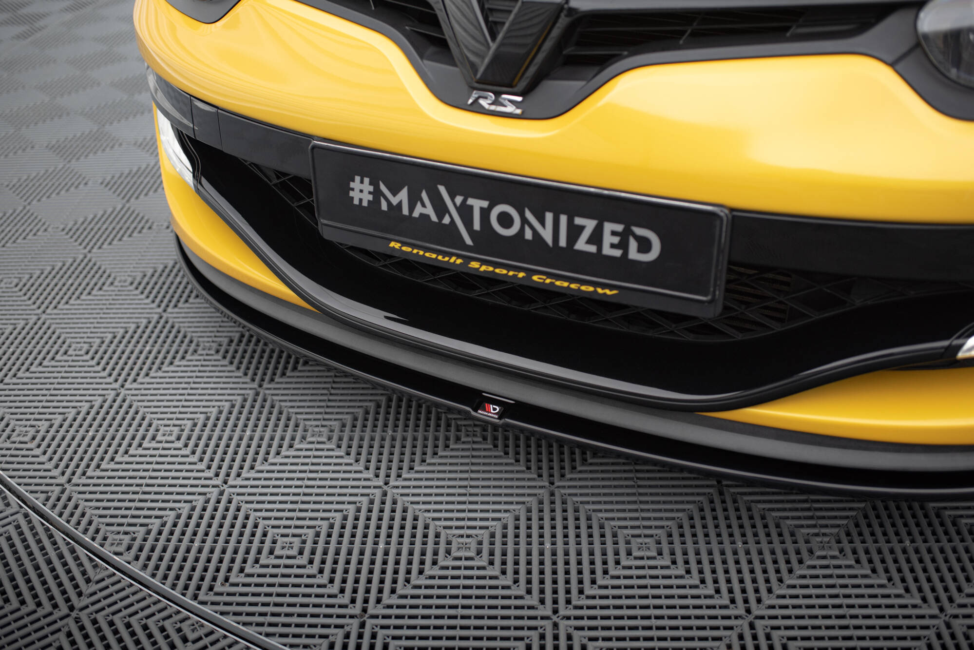 Front Splitter Renault Megane 3 RS V.1 - 4