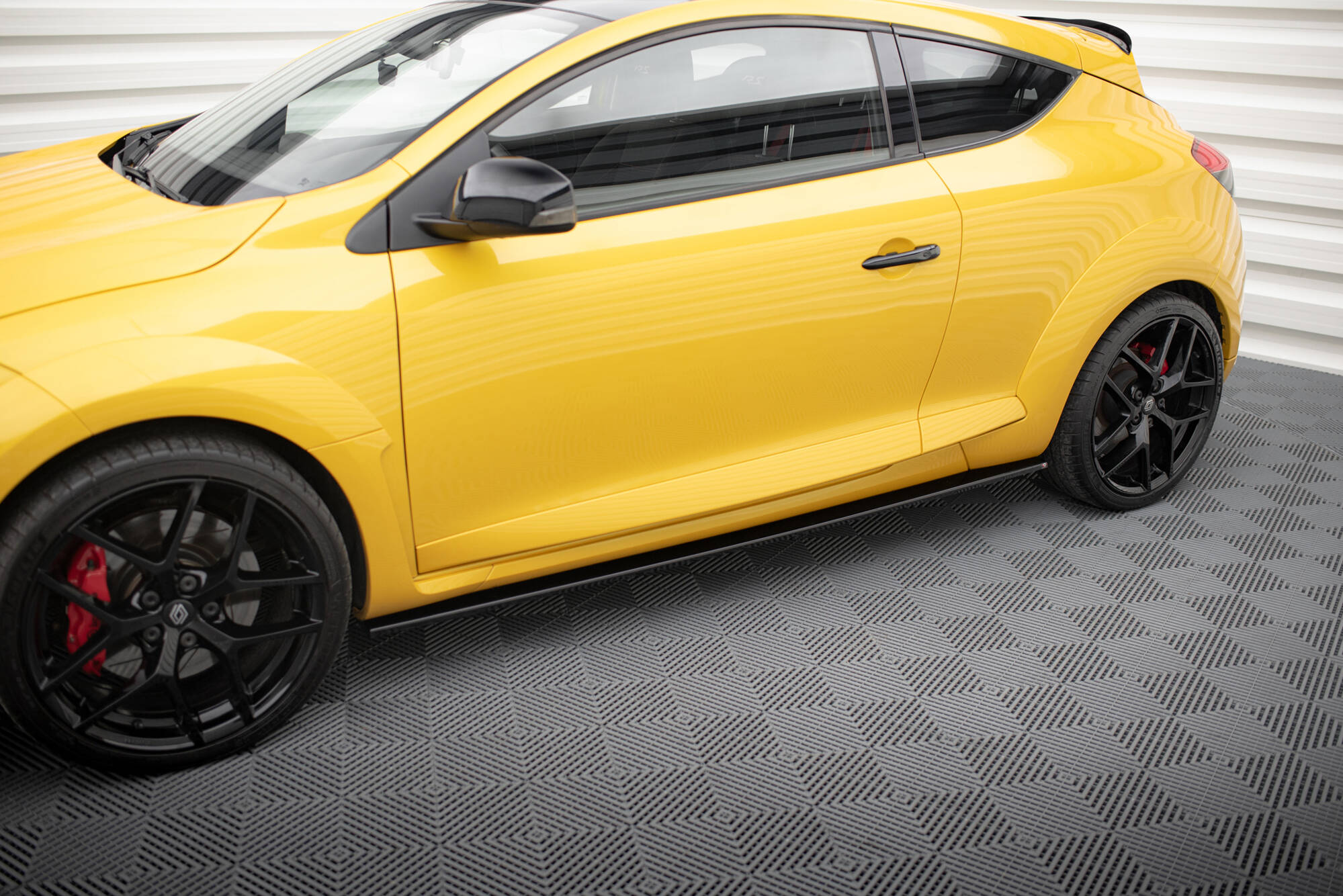 Side Skirts Diffusers Renault Megane 3 RS - 3