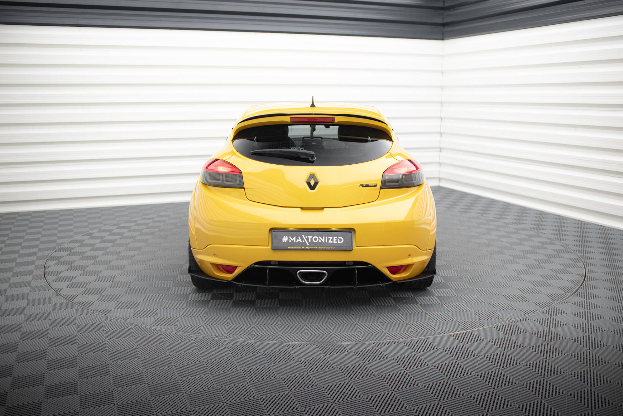 Rear Diffuser Renault Megane Mk3 RS - 2