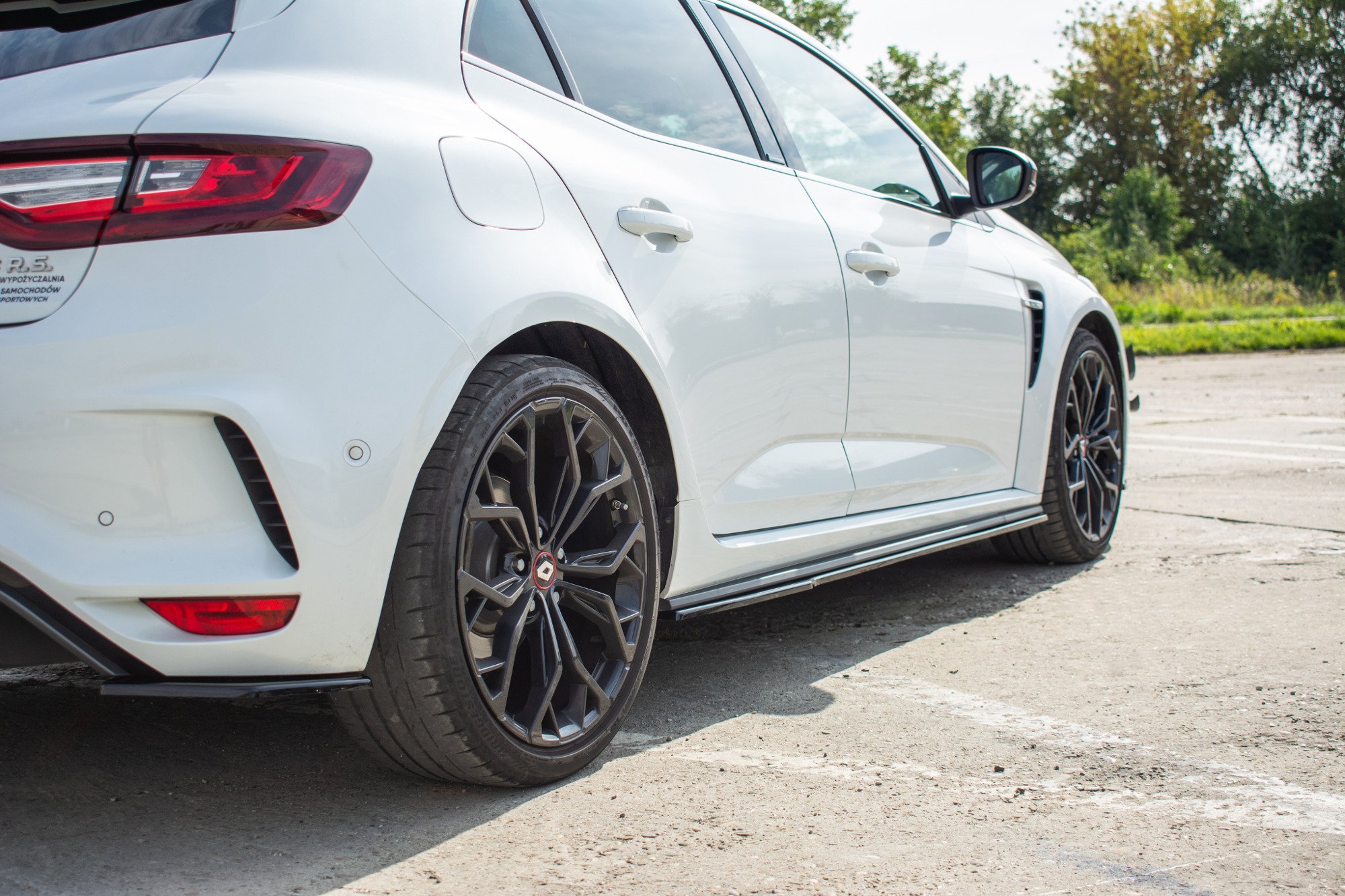 Side Skirts Diffusers Renault Megane MK4 RS (2018-2020) - 2