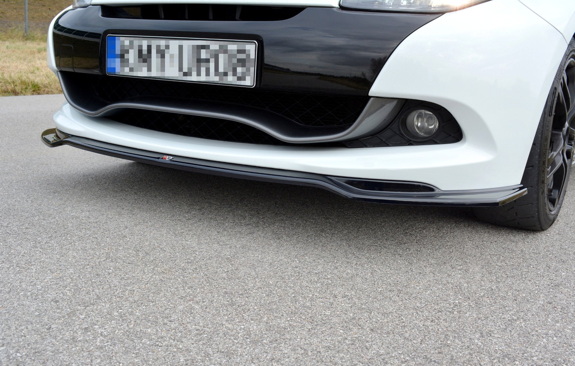 Front Splitter V.1 Renault CLIO MK3 RS Facelift (2009-2012) - 3