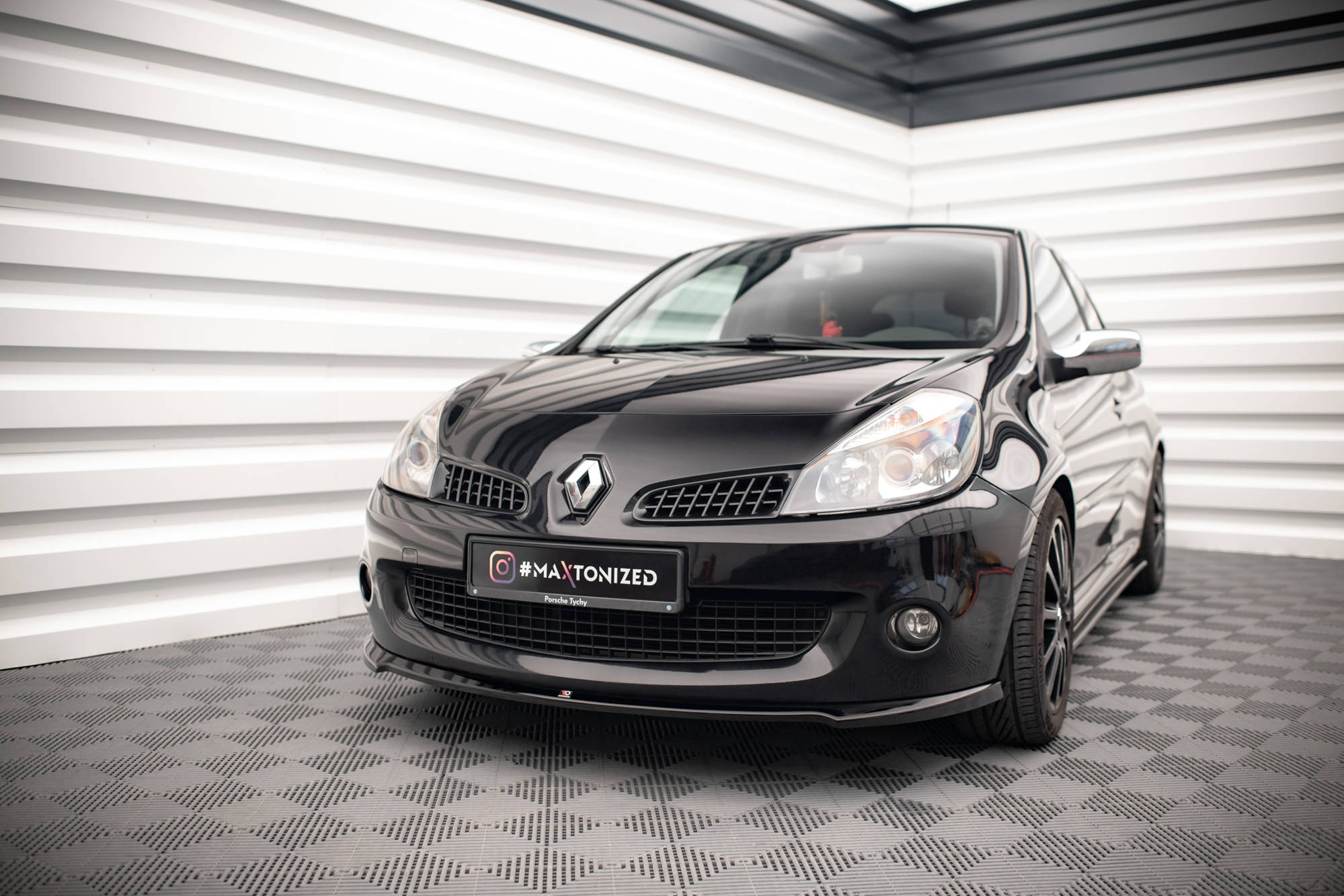 Front Splitter Renault CLIO Mk3 RS (2006-2009) - 3