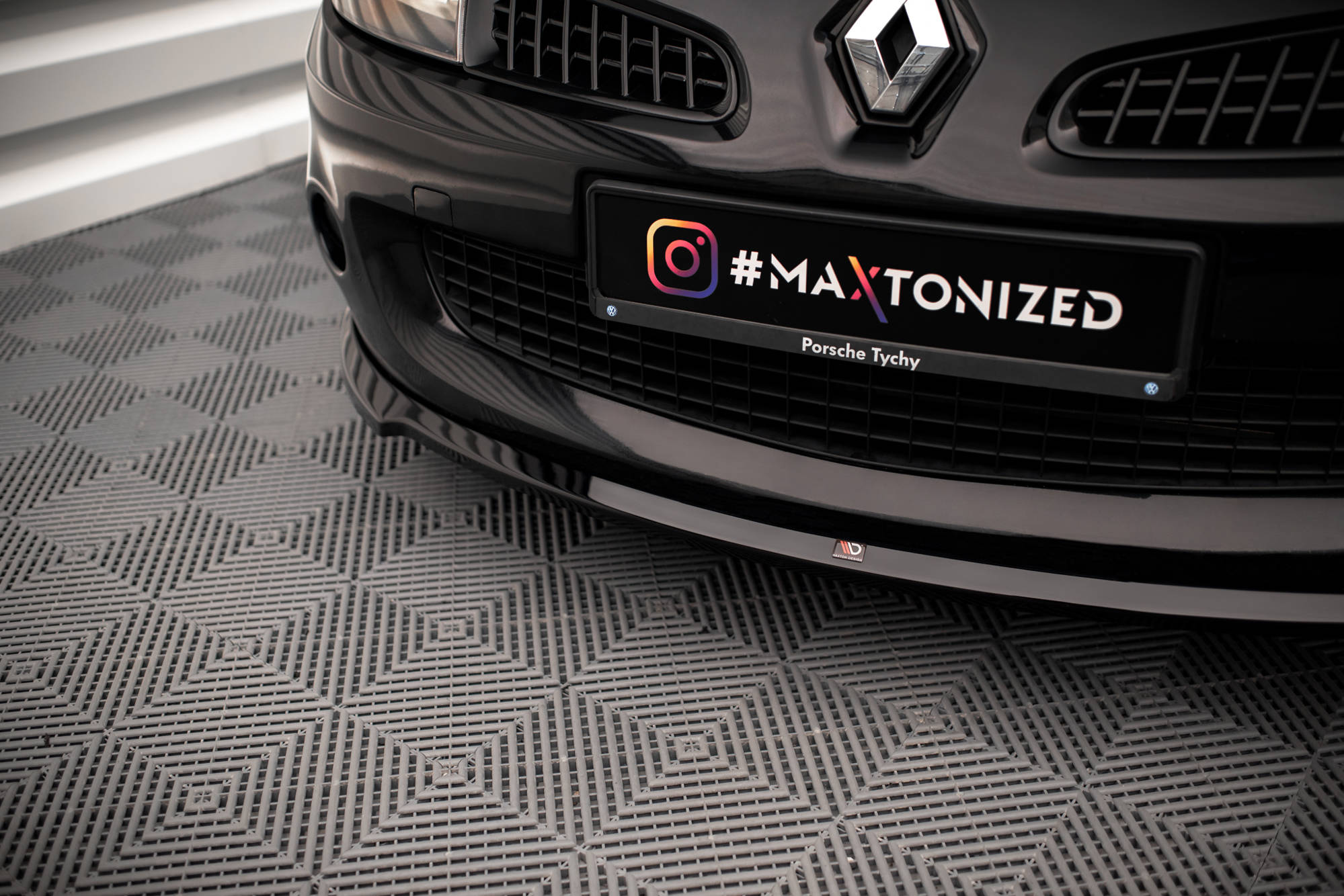 Front Splitter Renault CLIO Mk3 RS (2006-2009) - 4