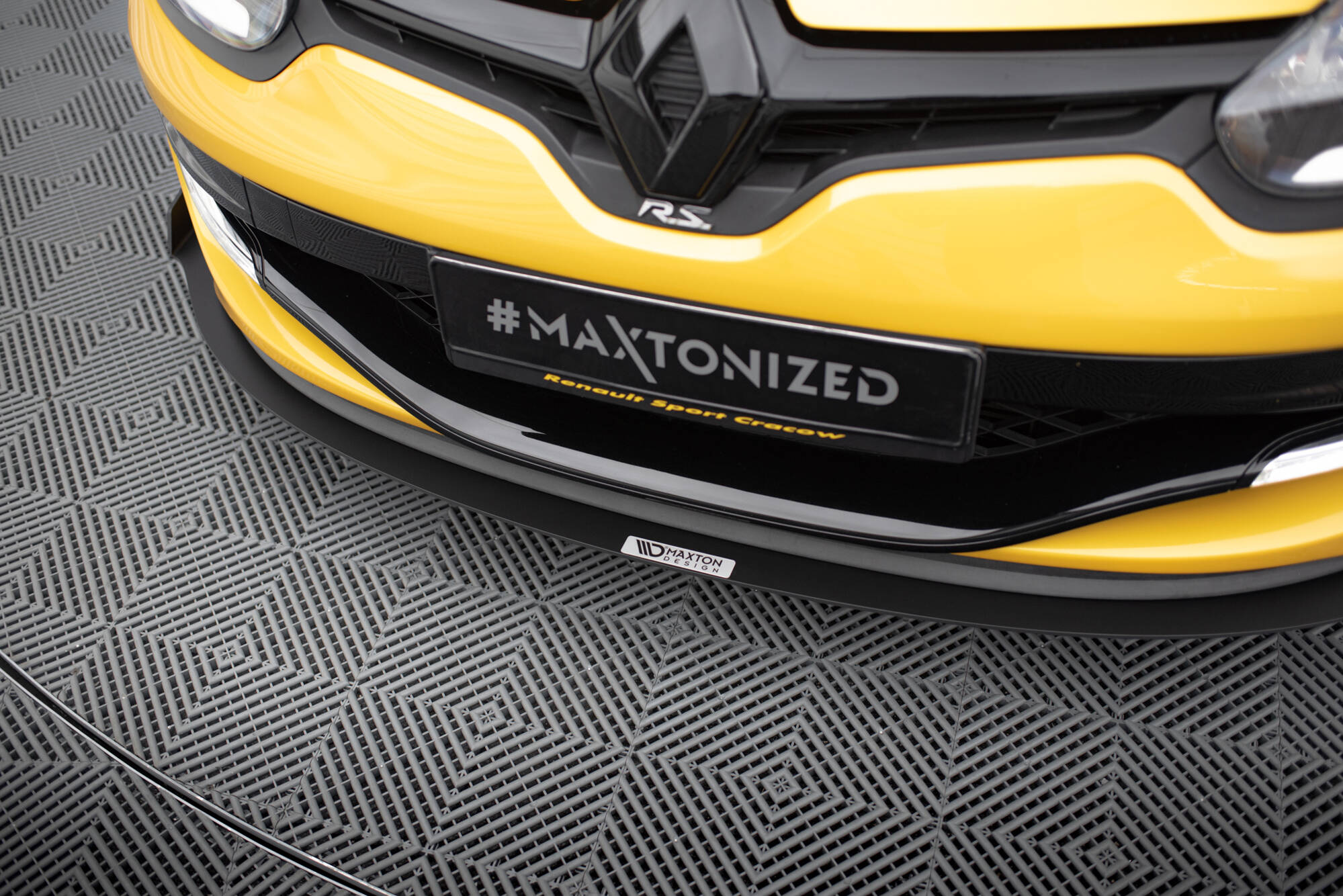 Front Racing Splitter Renault Megane Mk3 RS - 4