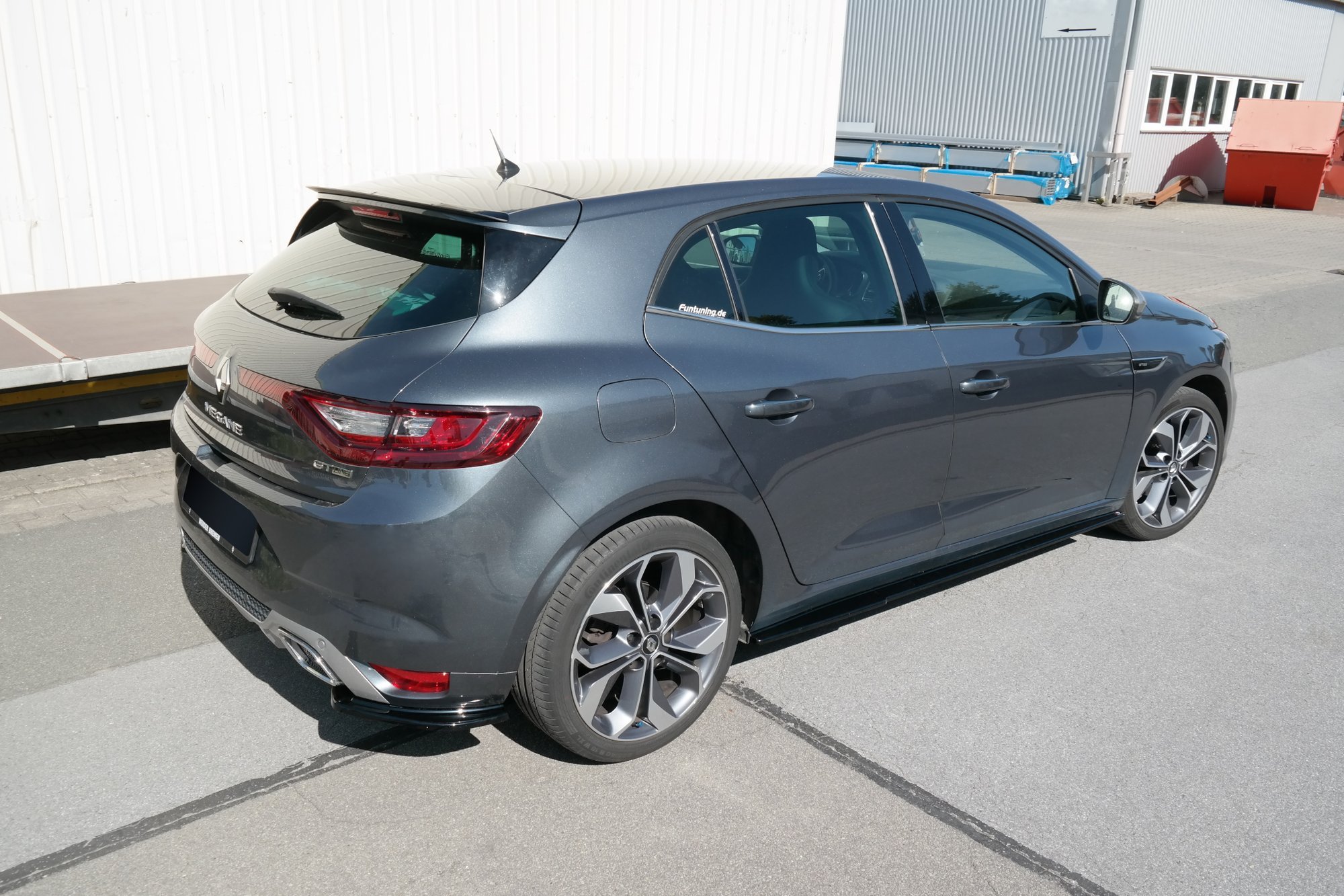 Rear Side Splitters Renault Megane MK4 Gt-line (2016-) - 3
