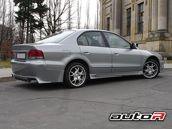 MITSUBISHI GALANT 97-04 4D/STATION SIDESKIRTS YAKUZA [AUTOR]