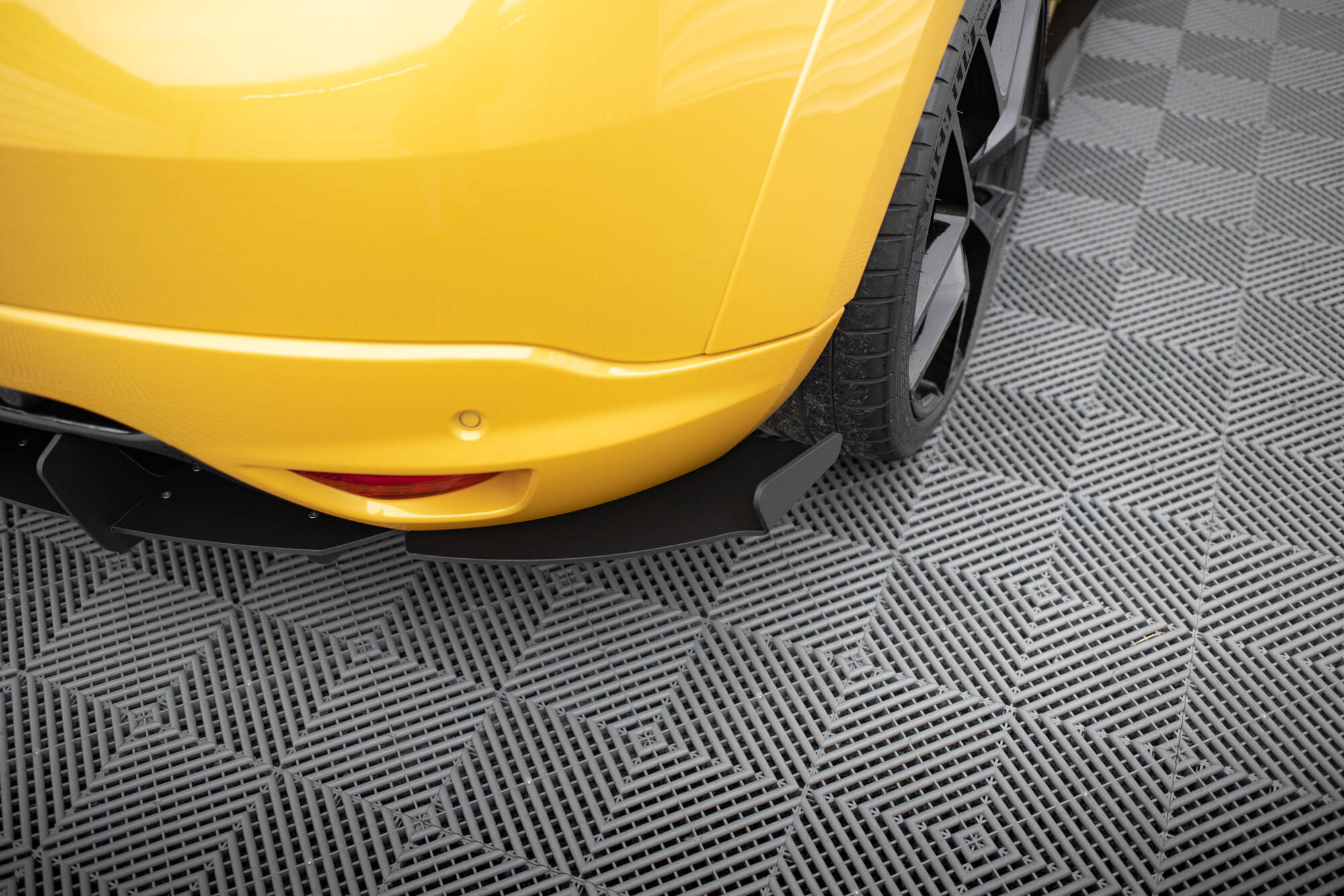Rear Side Splitters Renault Megane Mk3 RS