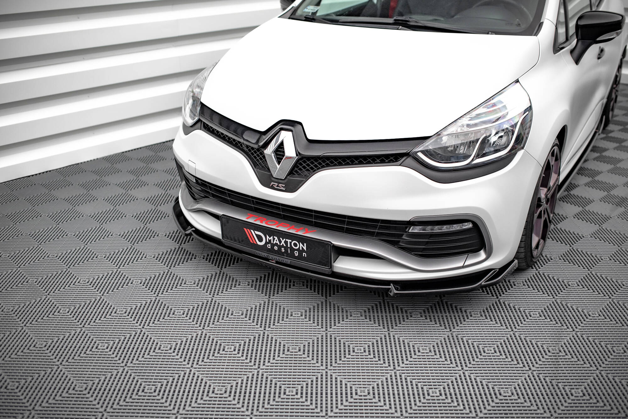 Front Splitter V.2 Renault Clio RS Mk4 - 3