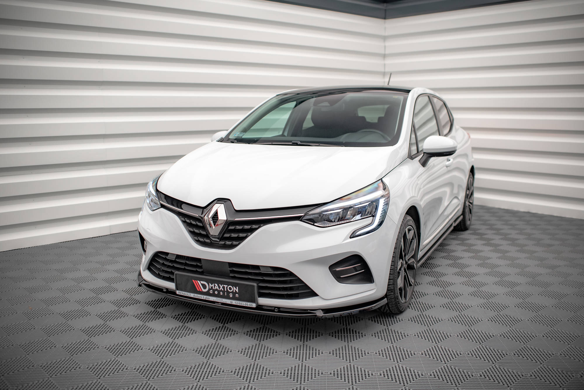 Front Splitter V.2 Renault CLIO MK5 (2019-) - 2