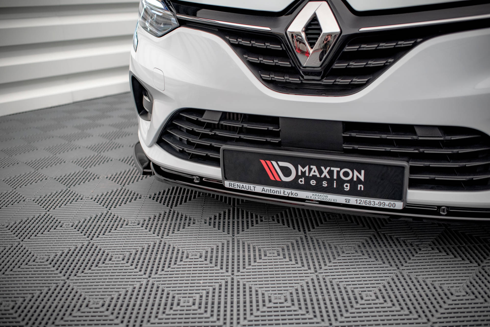 Front Splitter V.1 Renault CLIO MK5 (2019-) - 4