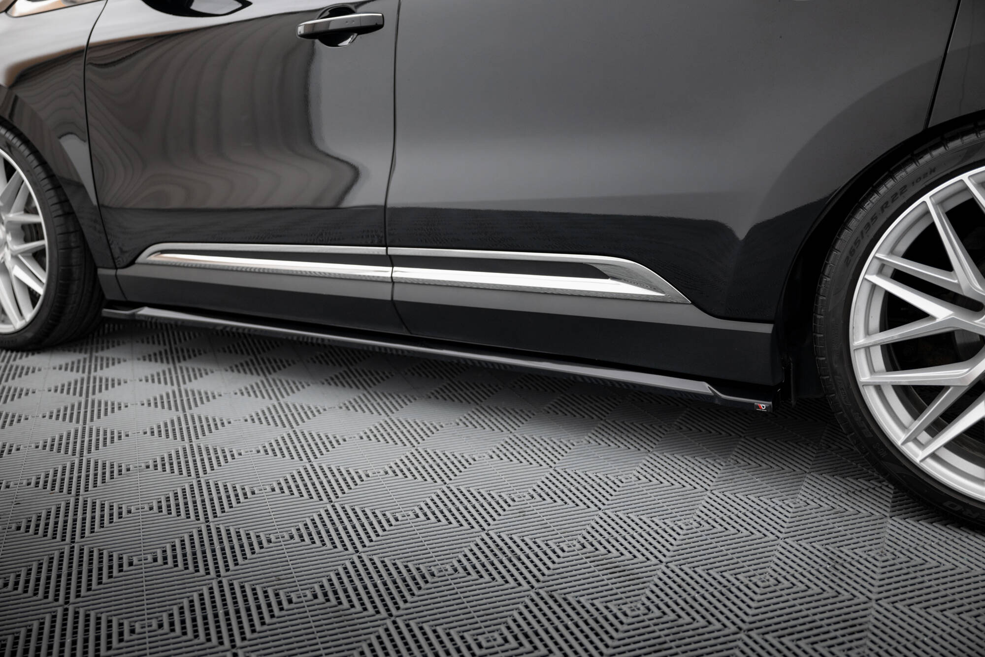 Side Skirts Diffusers Renault Espace Mk5 Facelift - 4