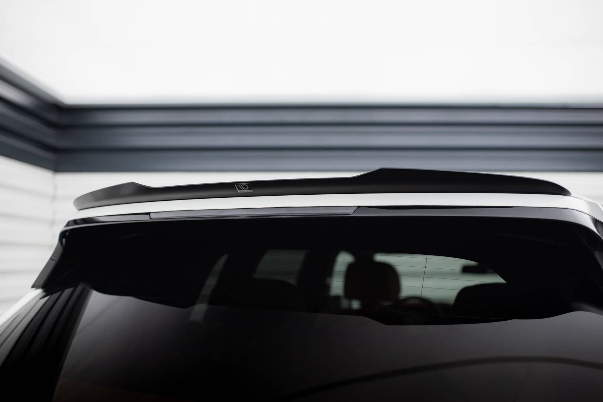 Spoiler CAP Rolls Royce Cullinan - 3