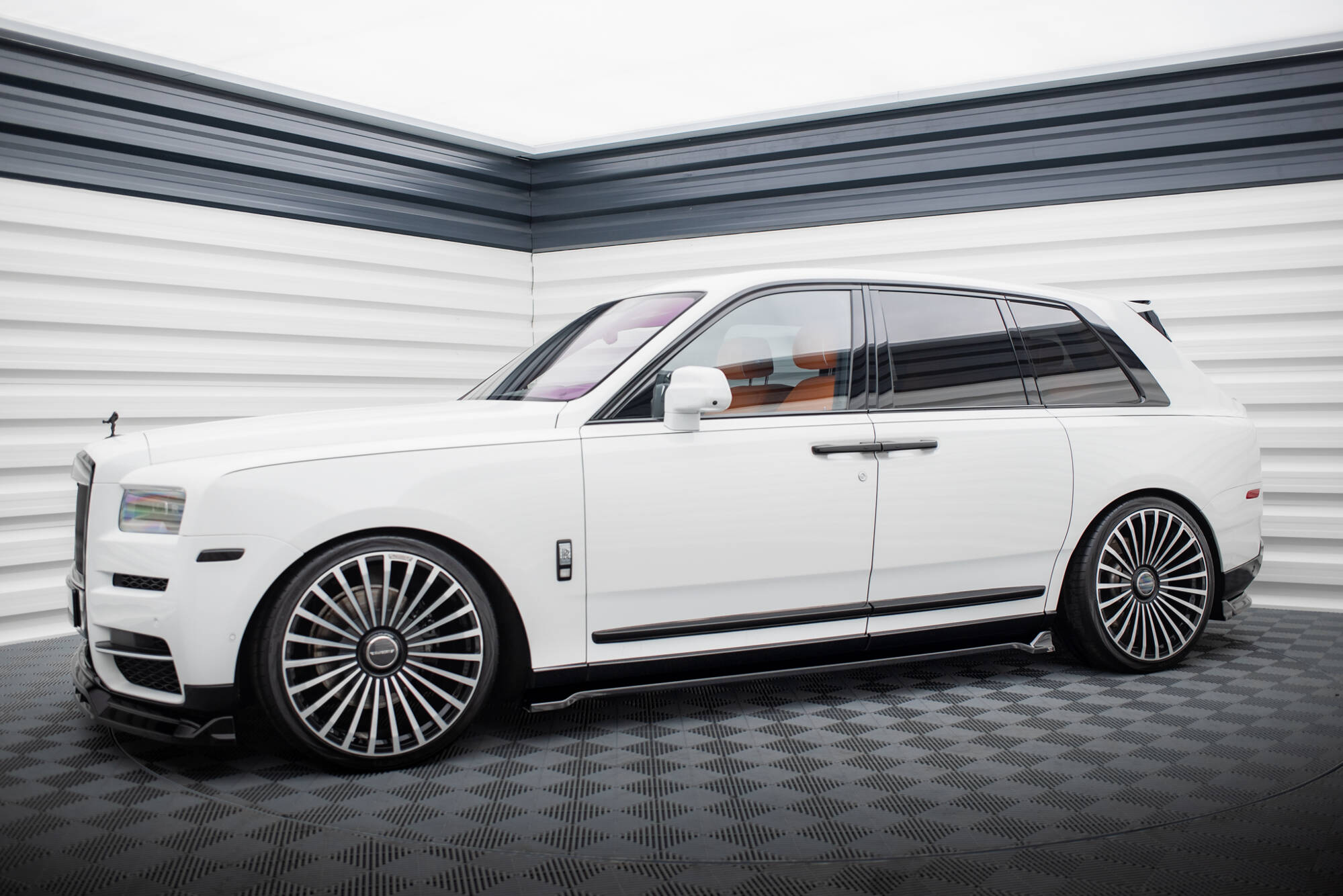Side Skirts Diffusers Rolls Royce Cullinan - 2