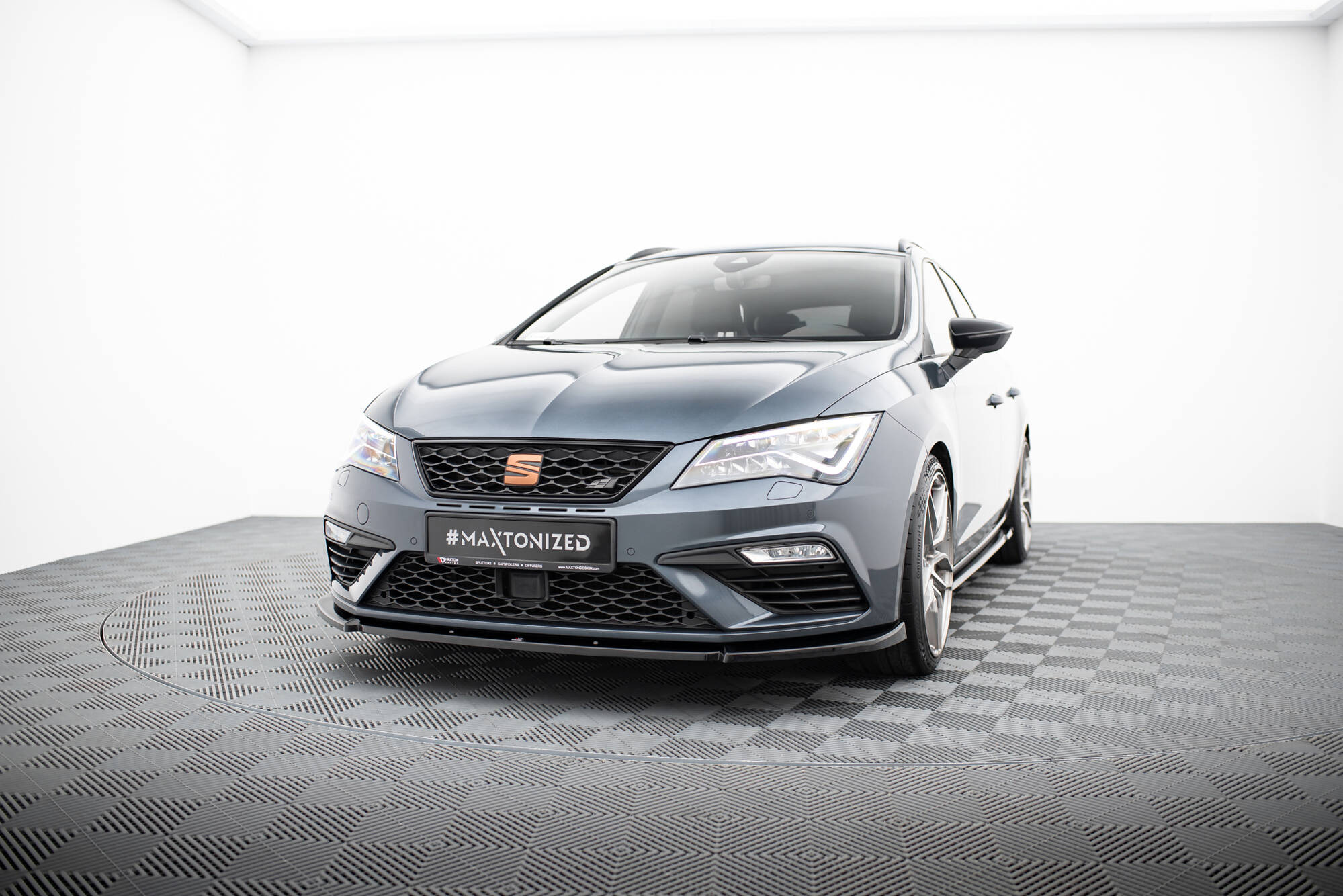 Front Splitter V.6 Seat Leon Cupra / FR Mk3 FL - 3