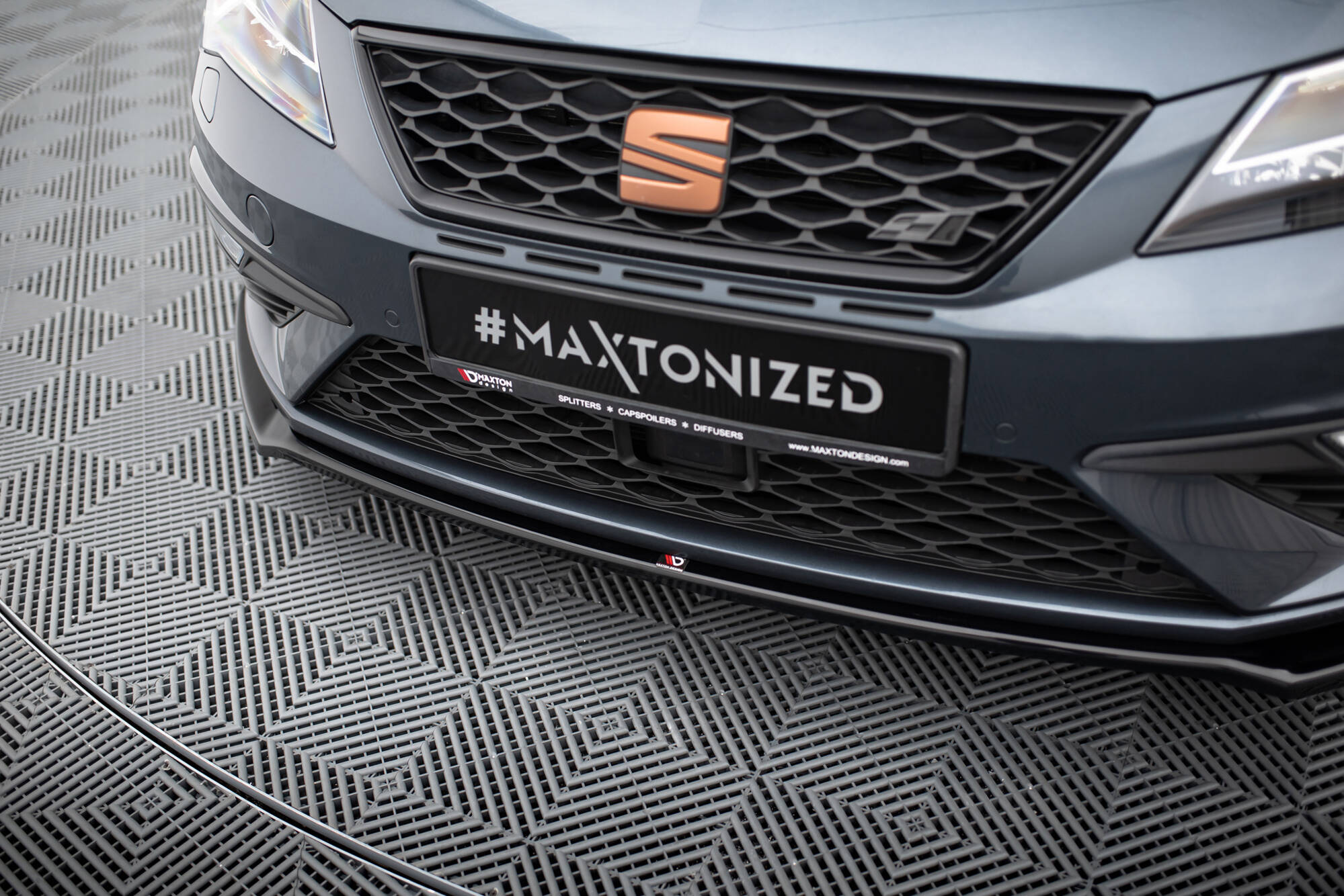 Front Splitter V.7 Seat Leon Cupra / FR Mk3 FL - 4