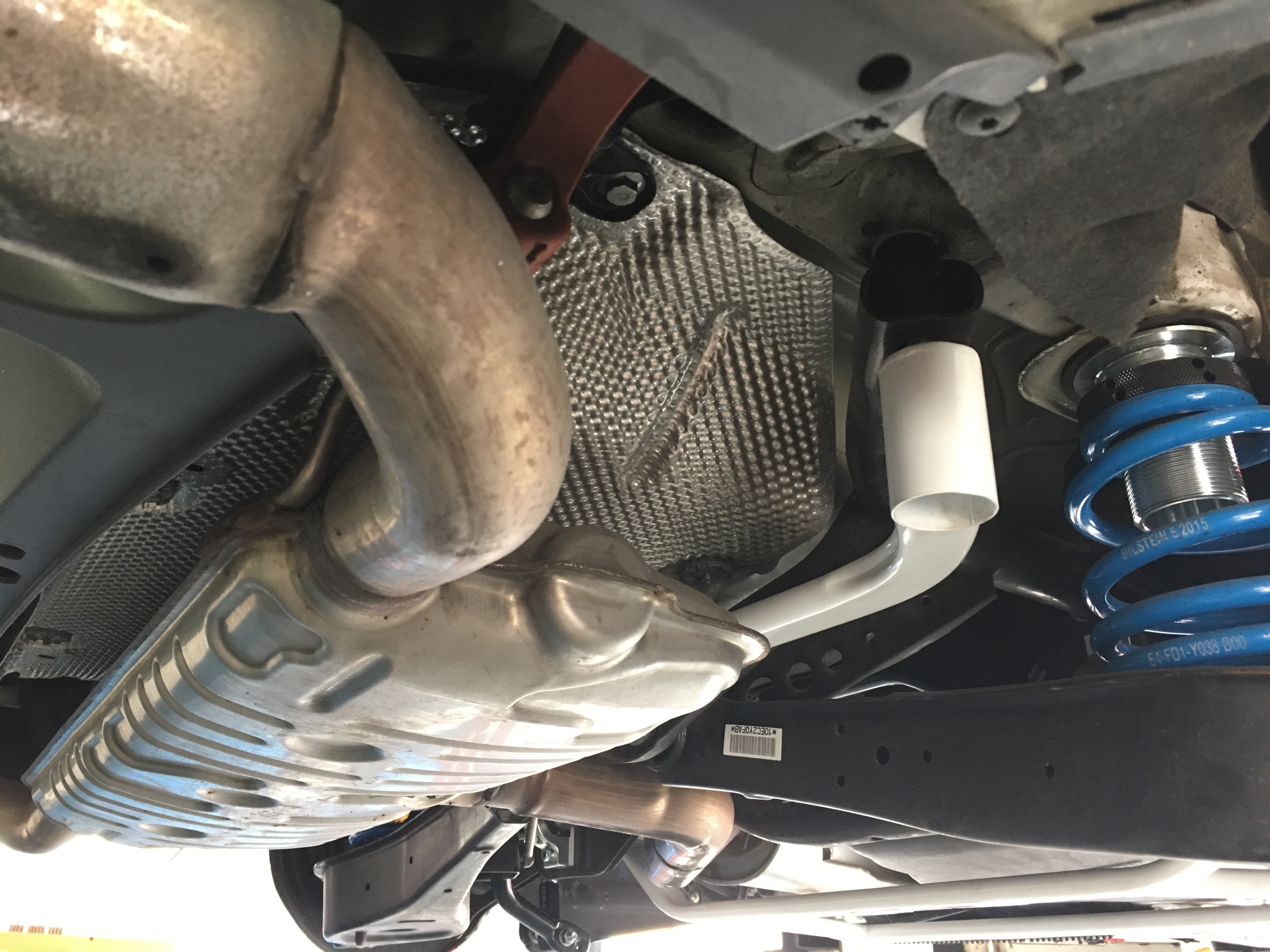 VW GOLF 5 (INCL GTI) ULTRARACING REAR TORSION BAR 329 - 3