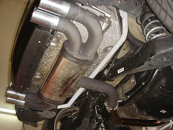 VW GOLF 5 (INCL GTI) ULTRARACING REAR TORSION BAR 329