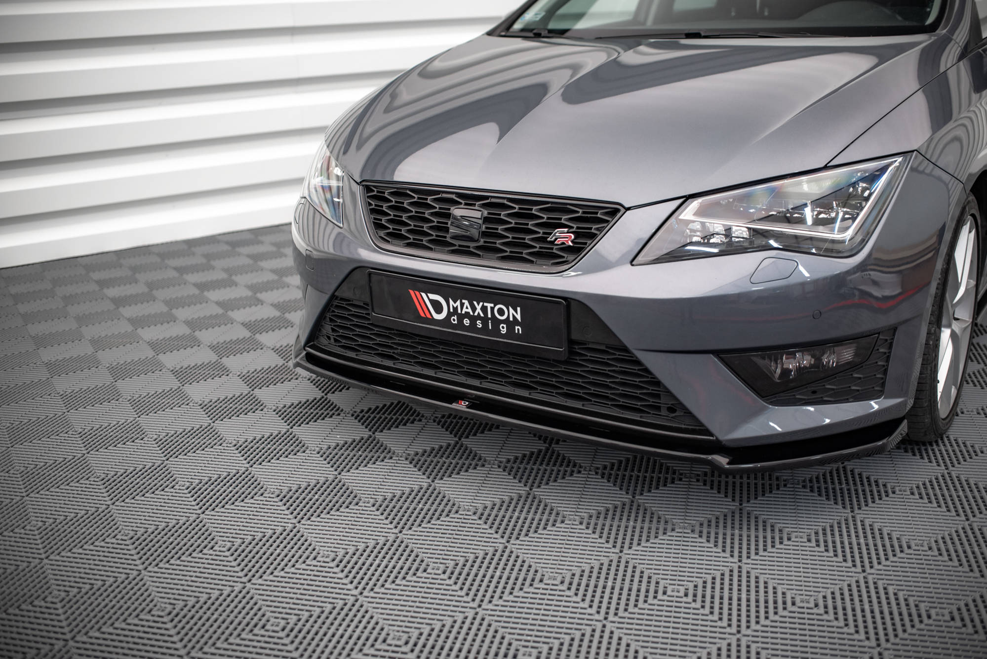 Front Splitter V.2 Seat Leon FR / Cupra MK3 (2012-2016) - 3