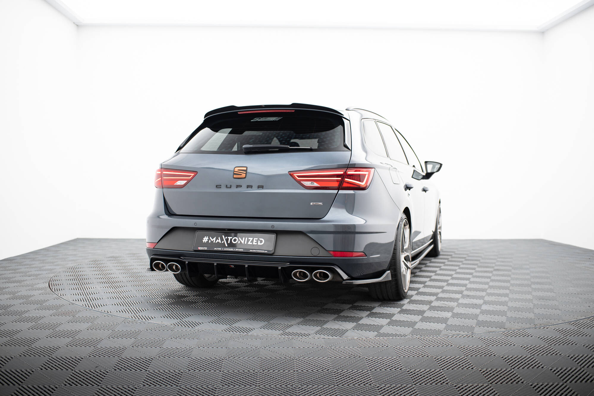 Rear Side Splitters V.3 Seat Leon Cupra Mk3 FL Sportstourer - 2